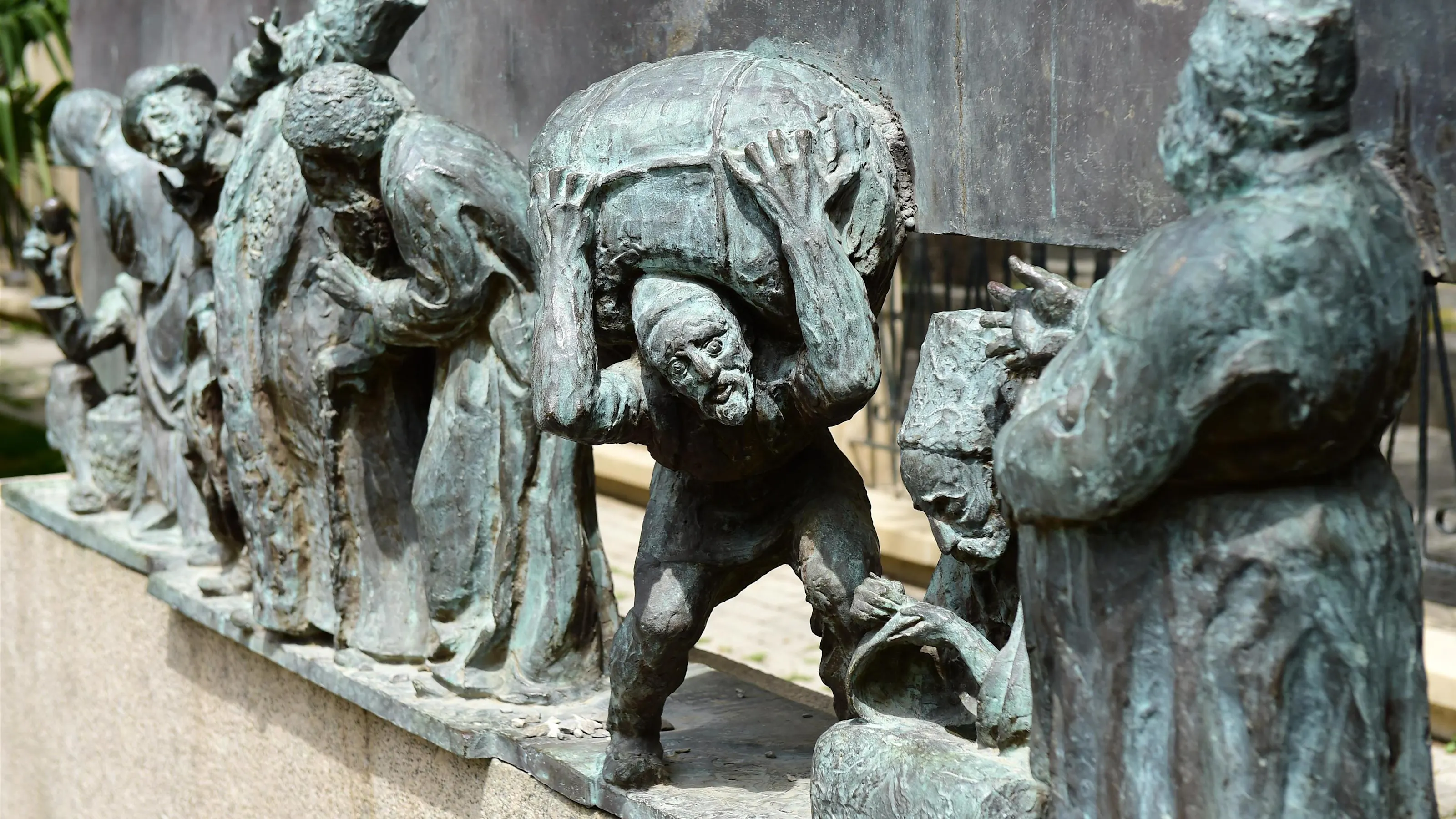 Sculpture at Baku City Visit, Baku, Azerbaijan, 28-29 April 2016.