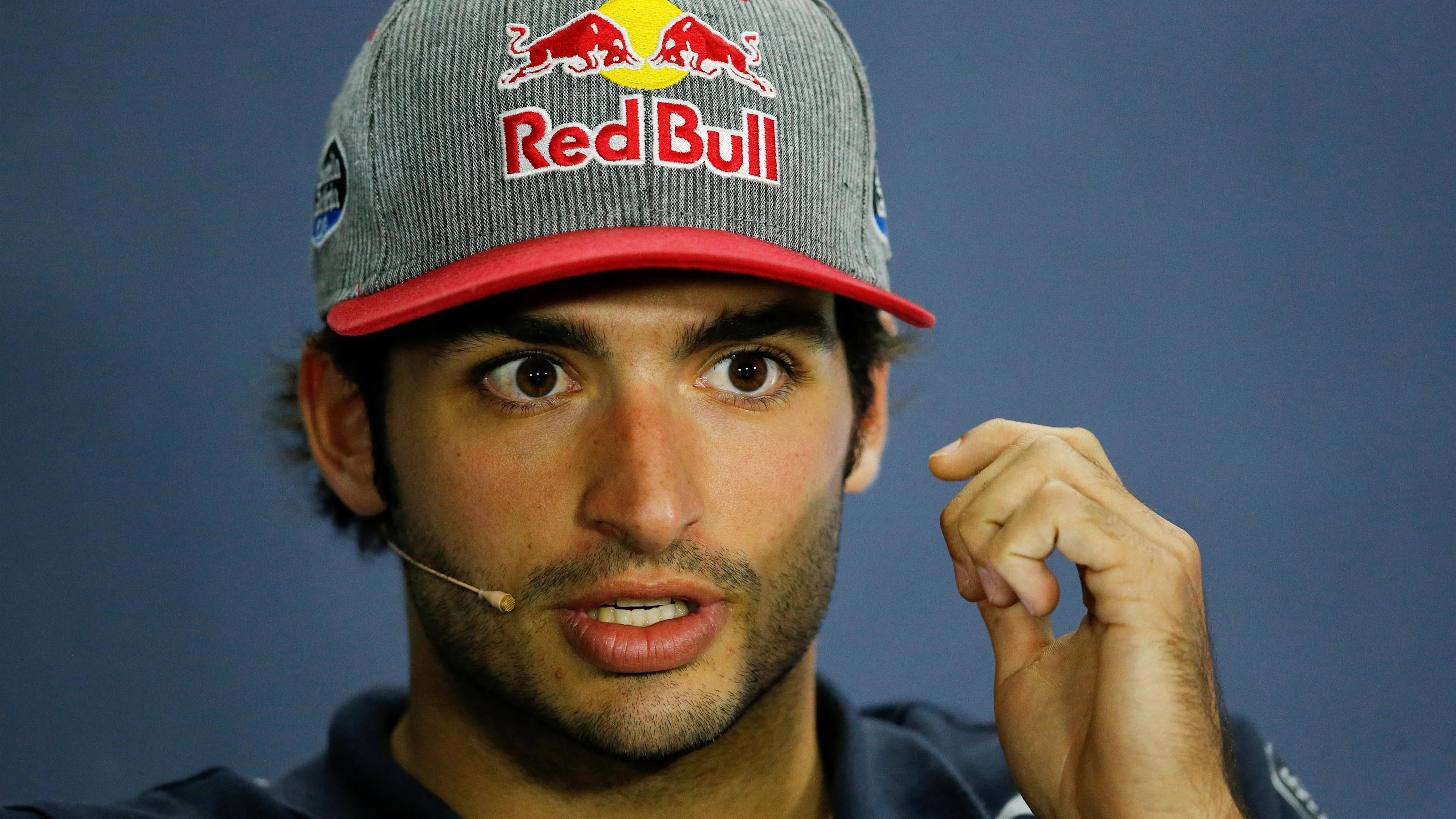 Carlos Sainz jr (ESP) Scuderia Toro Rosso in the Press Conference at Formula One World