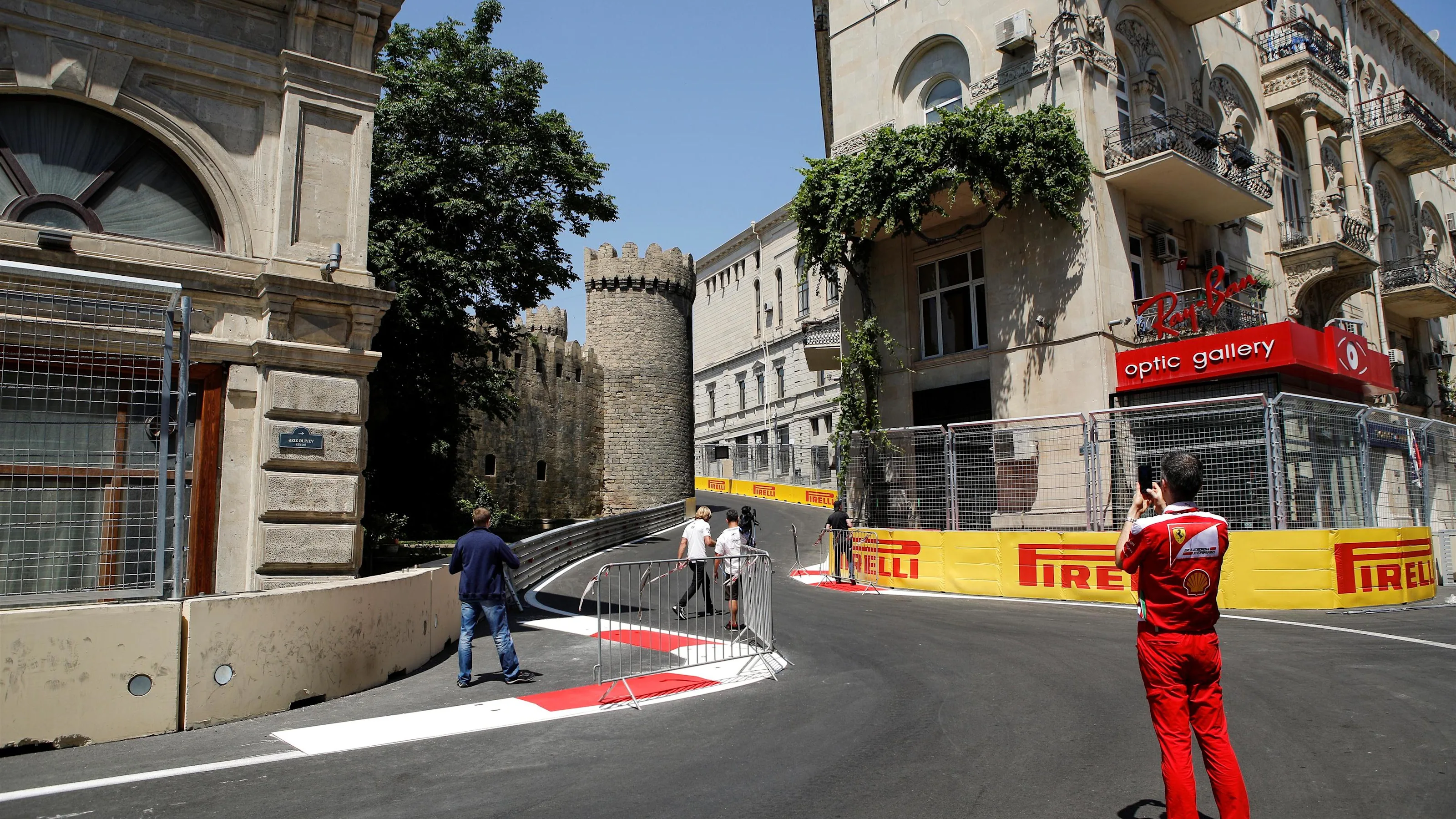 Track view at Formula One World Championship, Rd8, European Grand Prix, Preparations, Baku City