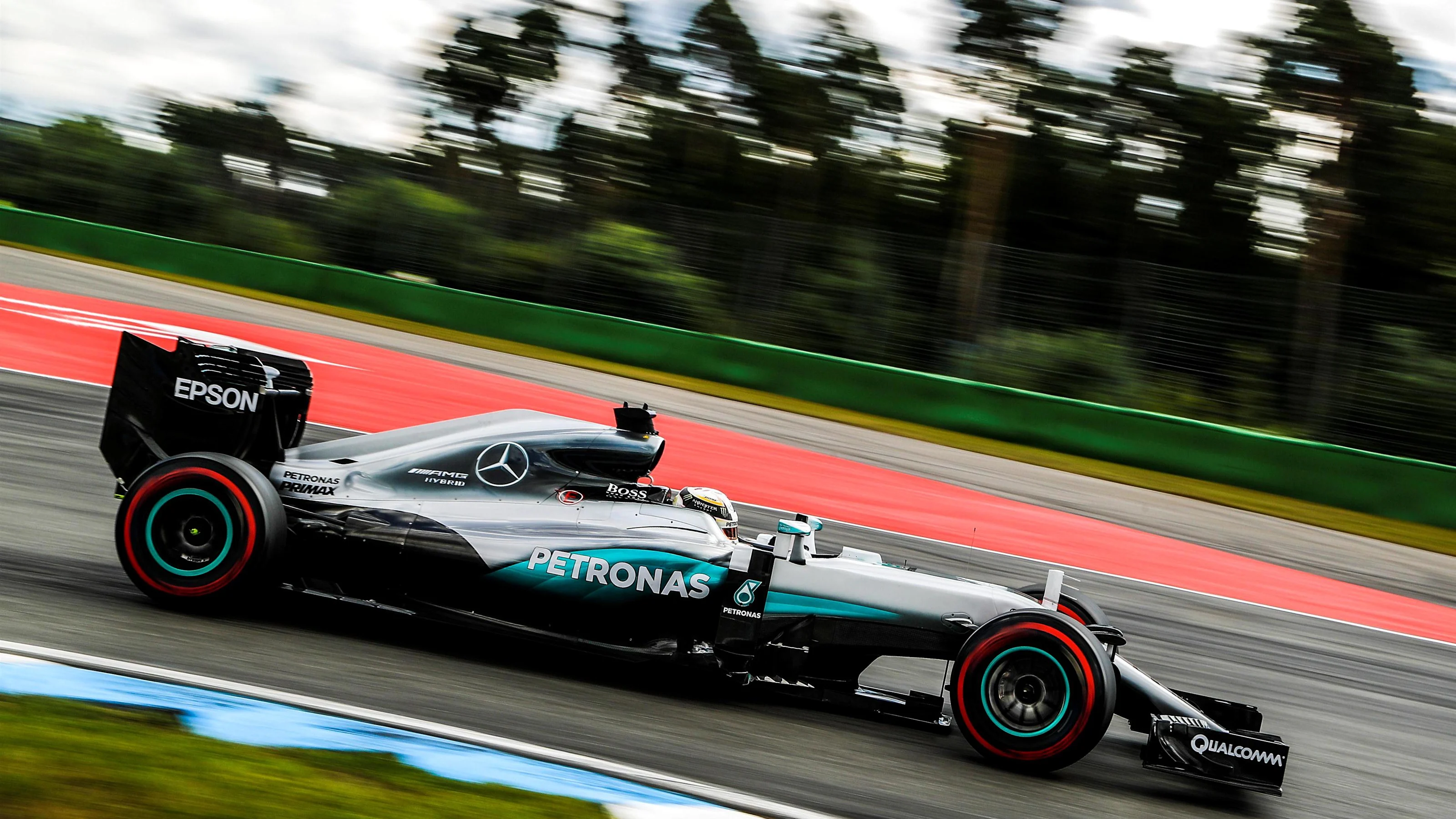 Lewis Hamilton (GBR) Mercedes-Benz F1 W07 Hybrid at Formula One World Championship, Rd12, German