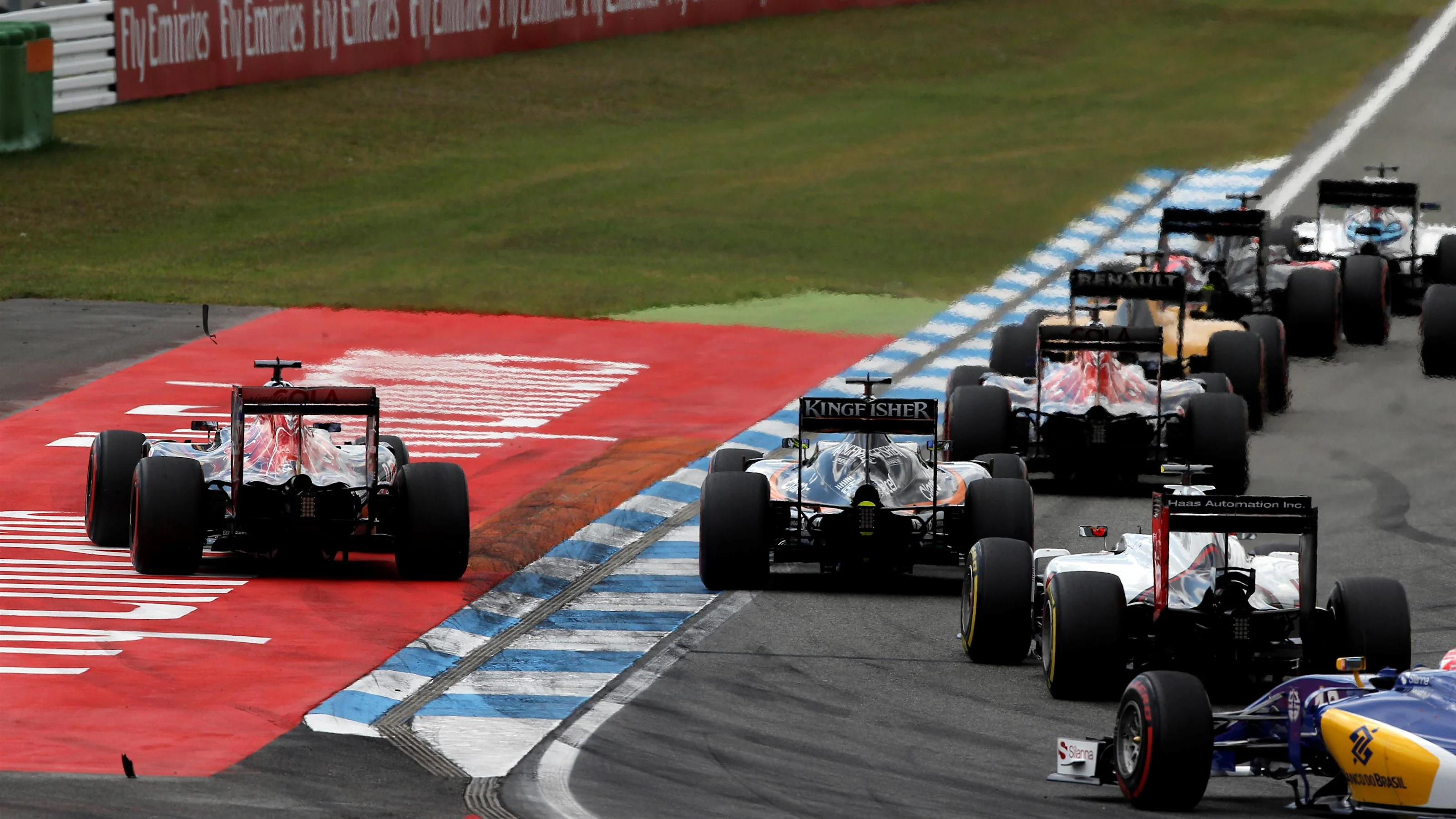 Debris at the start of the race at Formula One World Championship, Rd12, German Grand Prix, Race,