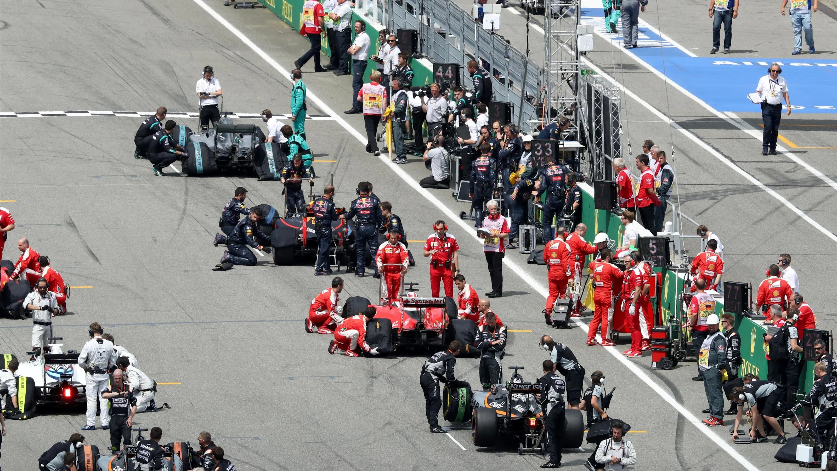Cars on the grid at Formula One World Championship, Rd12, German Grand Prix, Race, Hockenheim,