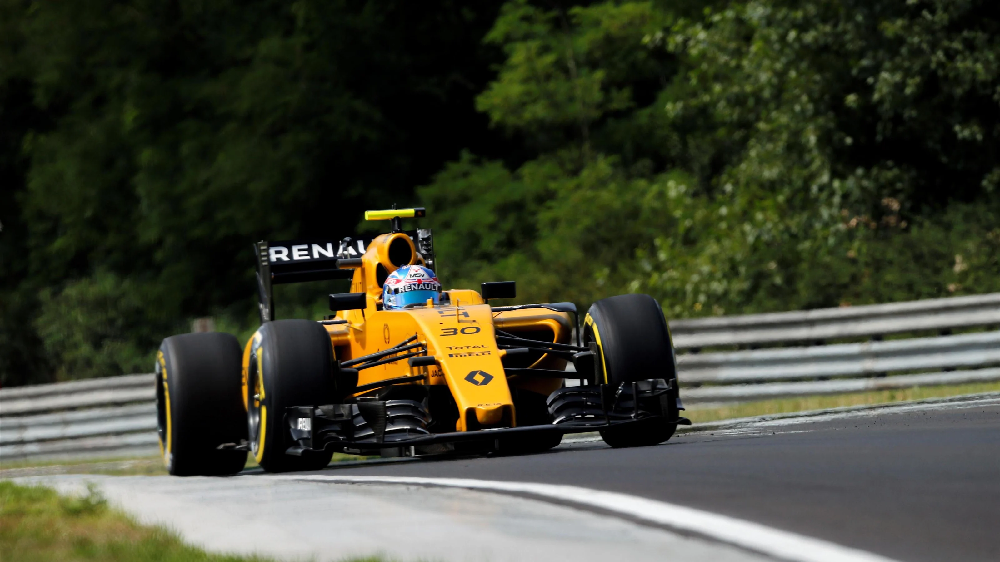 Jolyon Palmer (GBR) Renault Sport F1 Team RS16 at Formula One World Championship, Rd11, Practice,