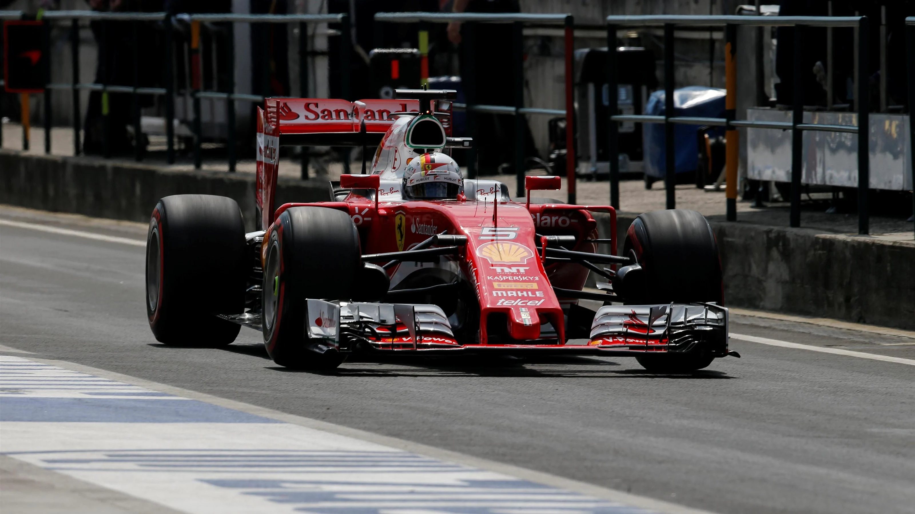 Sebastian Vettel (GER) Ferrari SF16-H at Formula One World Championship, Rd11, Hungarian Grand