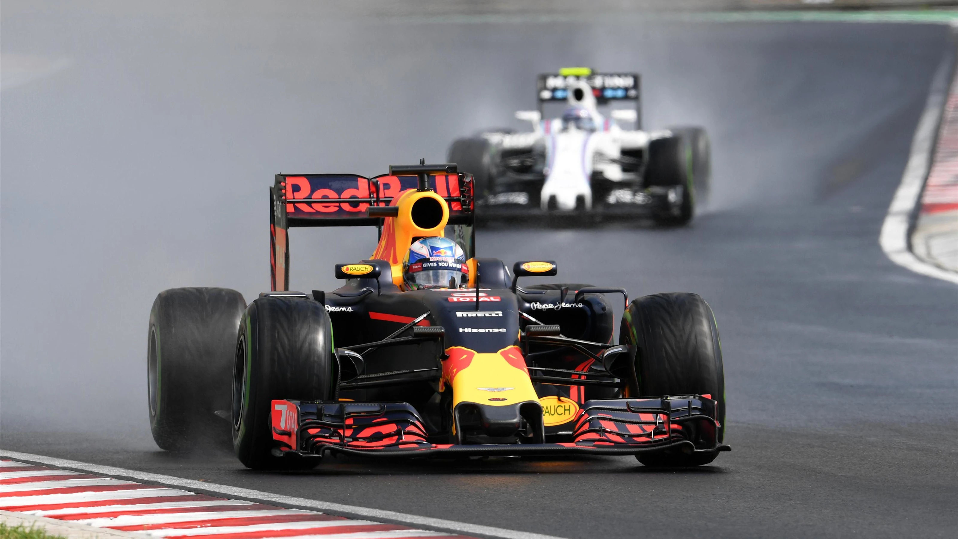 Daniel Ricciardo (AUS) Red Bull Racing RB12 at Formula One World Championship, Rd11, Hungarian