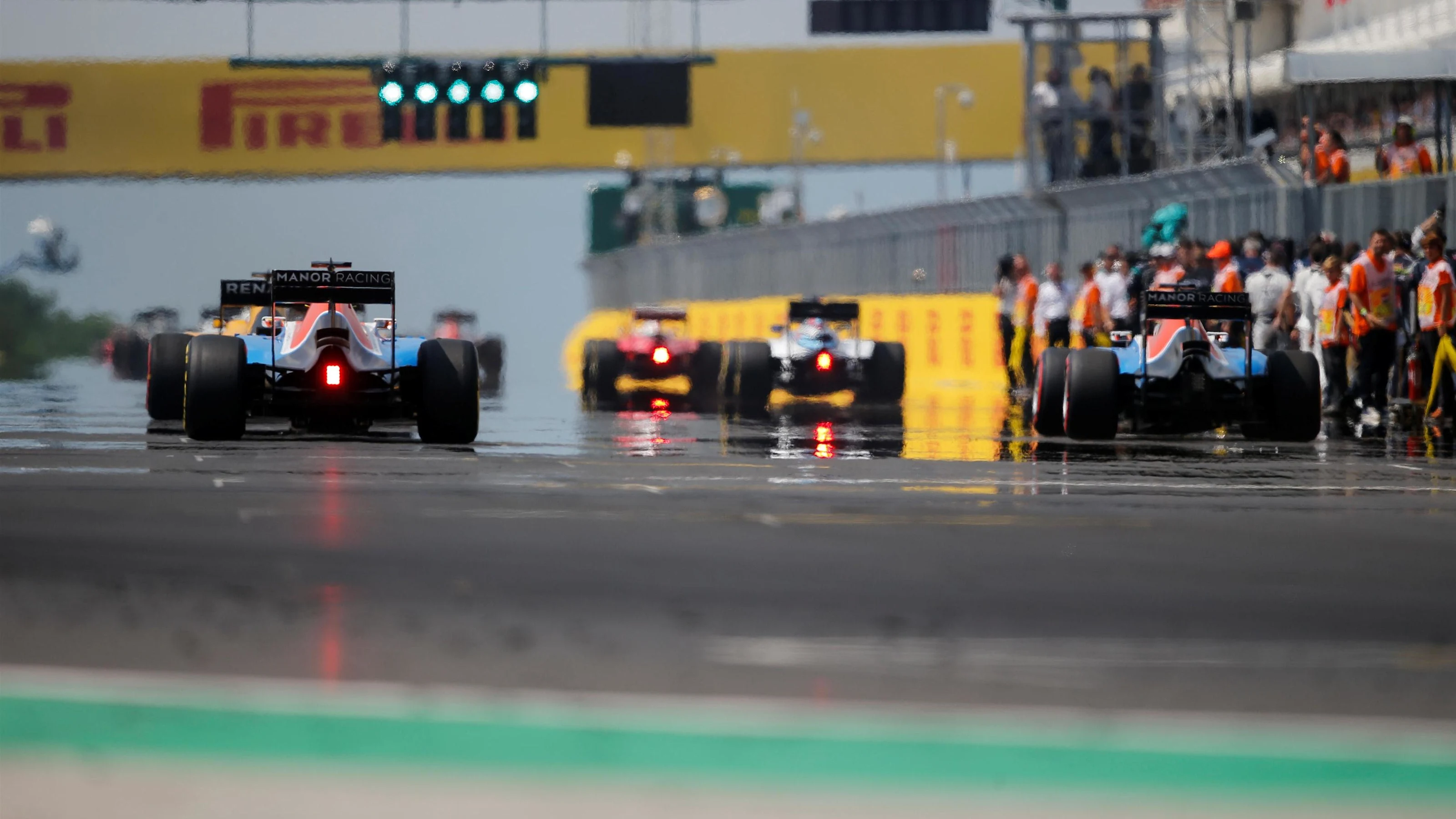 Parade lap at Formula One World Championship, Rd11, Hungarian Grand Prix, Race, Hungaroring,
