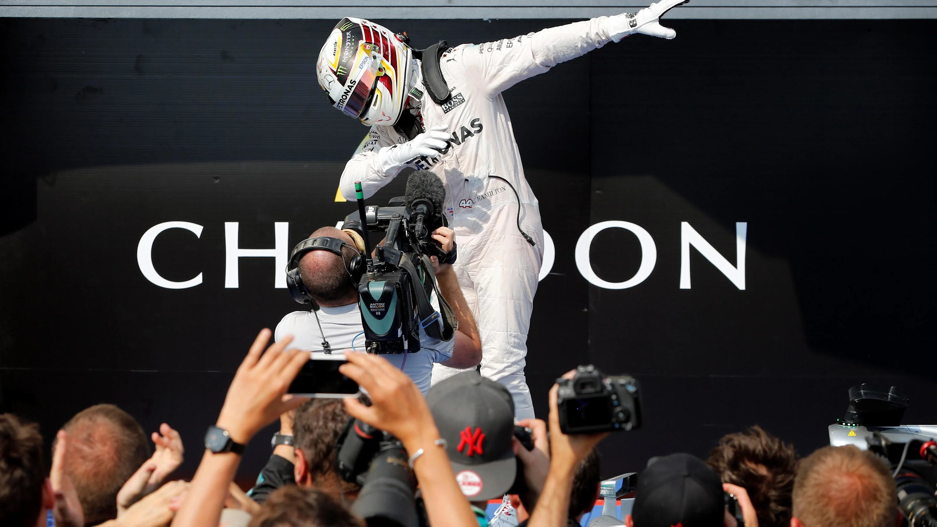 Race winner Lewis Hamilton (GBR) Mercedes AMG F1 celebrates in parc ferme at Formula One World