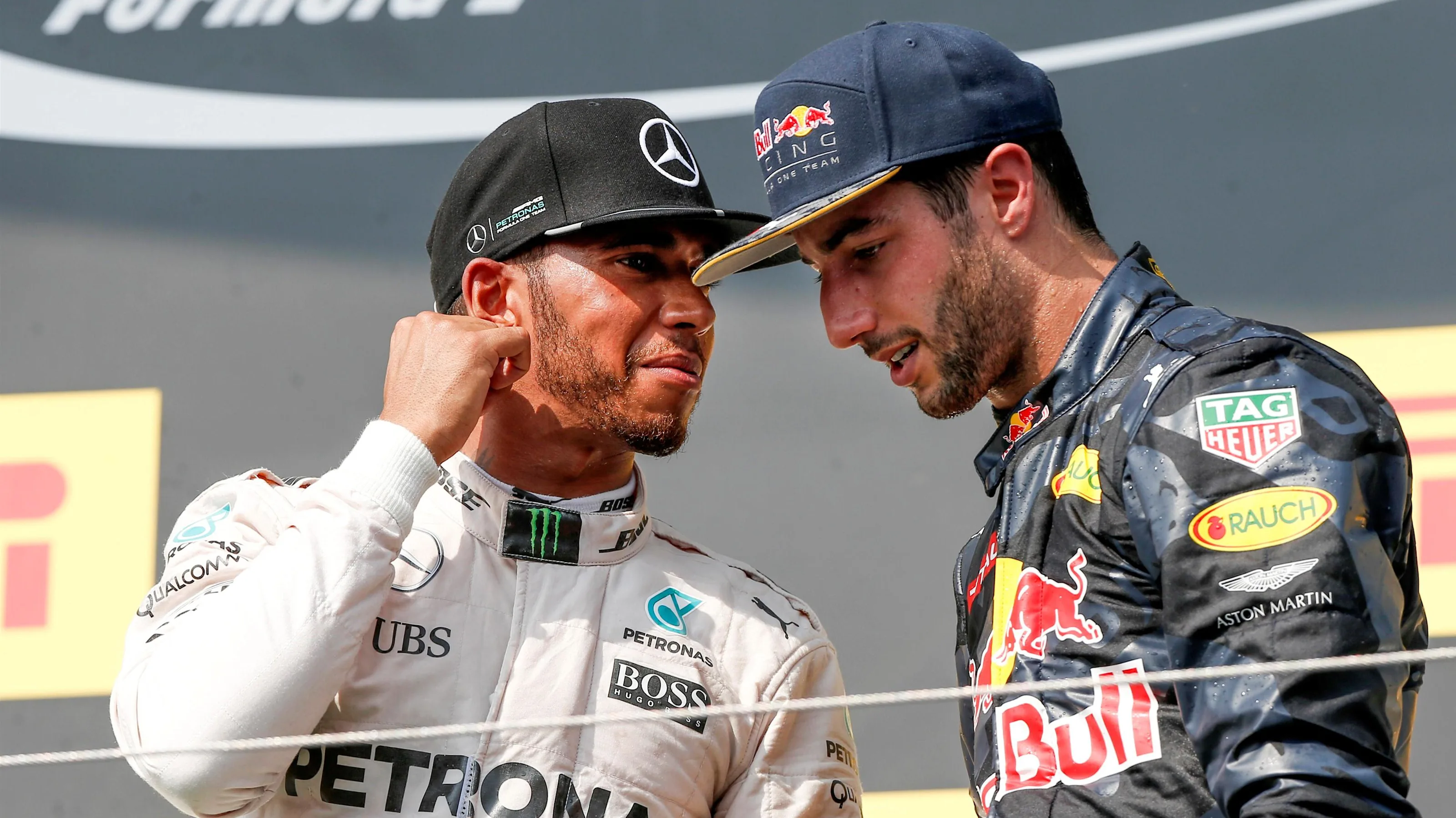 Race winner Lewis Hamilton (GBR) Mercedes AMG F1 and Daniel Ricciardo (AUS) Red Bull Racing