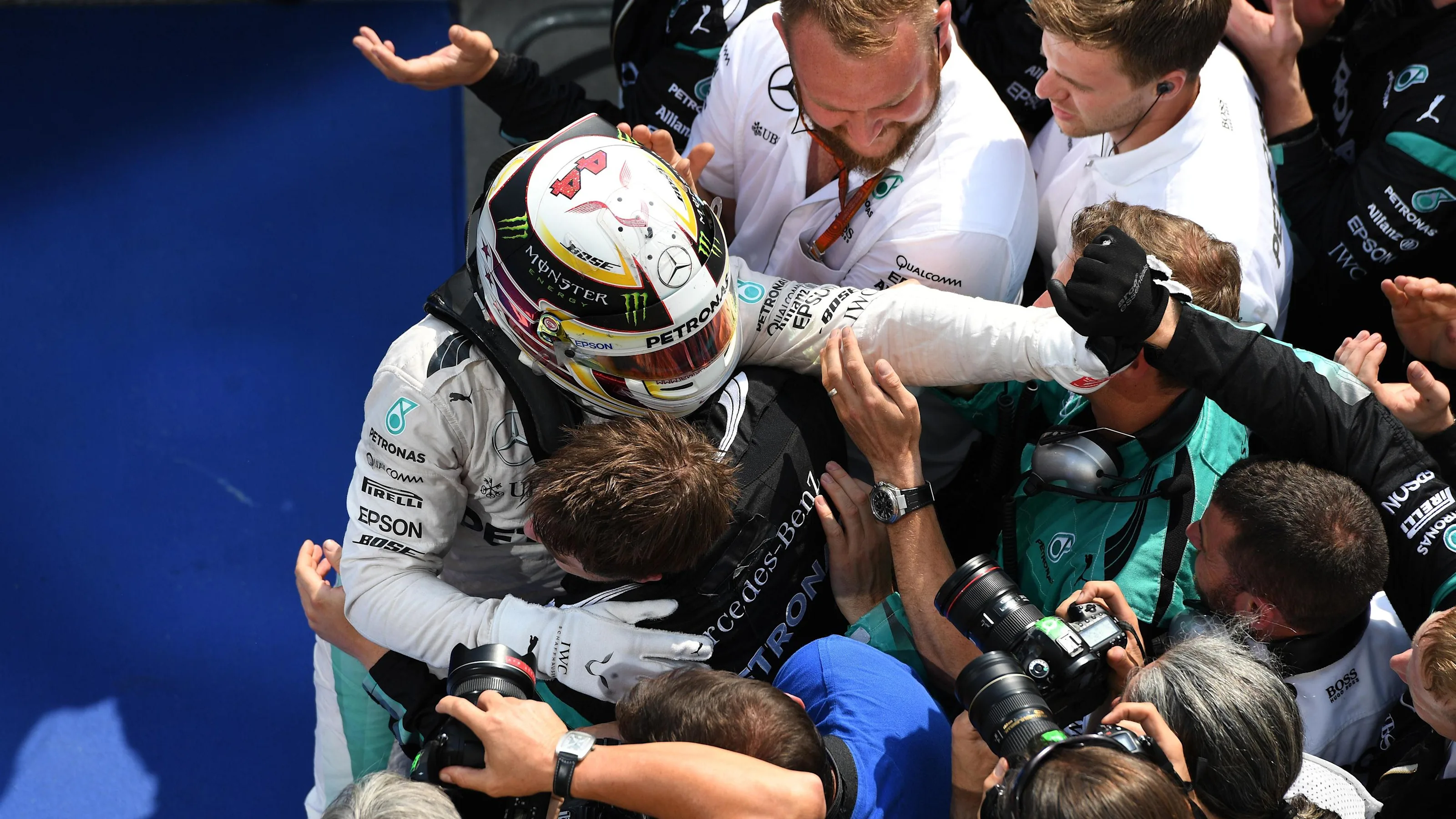 Race winner Lewis Hamilton (GBR) Mercedes AMG F1 celebrates in parc ferme at Formula One World