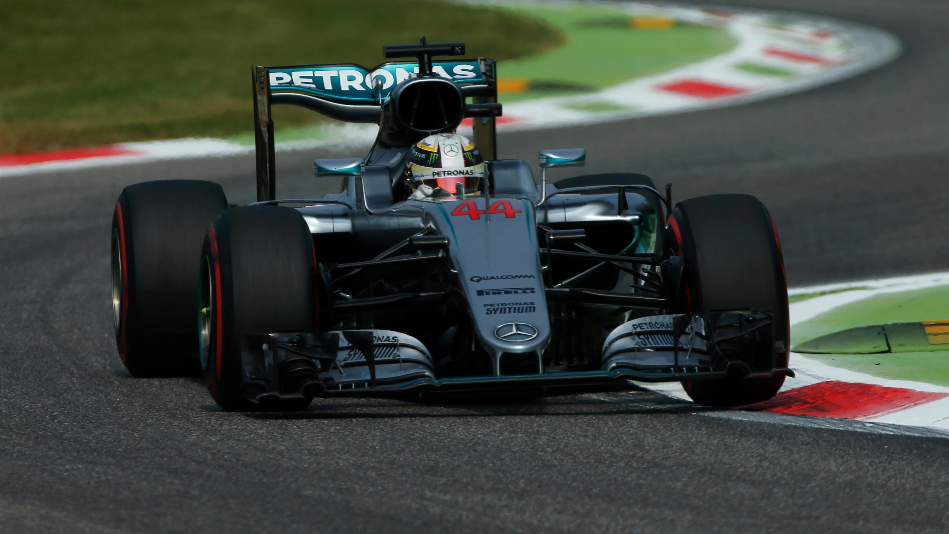 Lewis Hamilton (GBR) Mercedes-Benz F1 W07 Hybrid at Formula One World Championship, Rd14, Italian