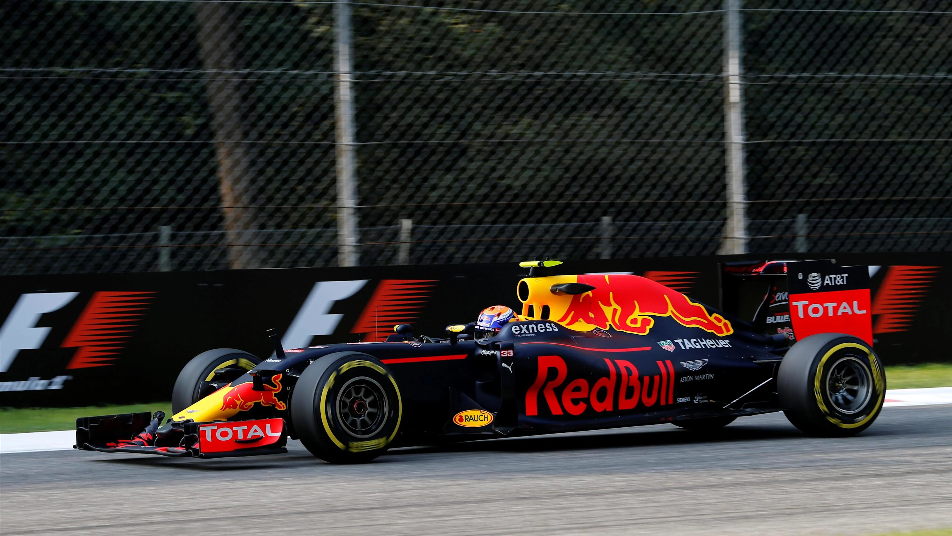 Max Verstappen (NED) Red Bull Racing RB12 at Formula One World Championship, Rd14, Italian Grand