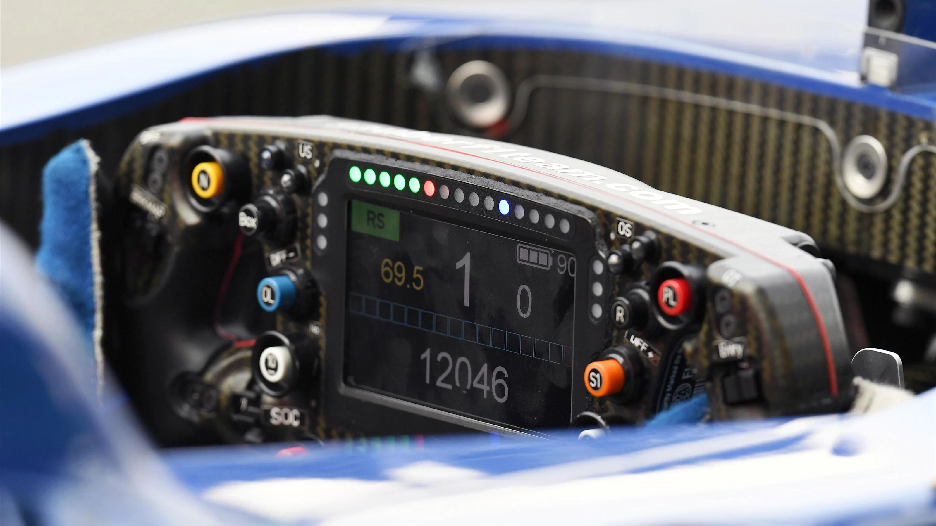 Sauber C35 steering wheel detail at Formula One World Championship, Rd14, Italian Grand Prix,