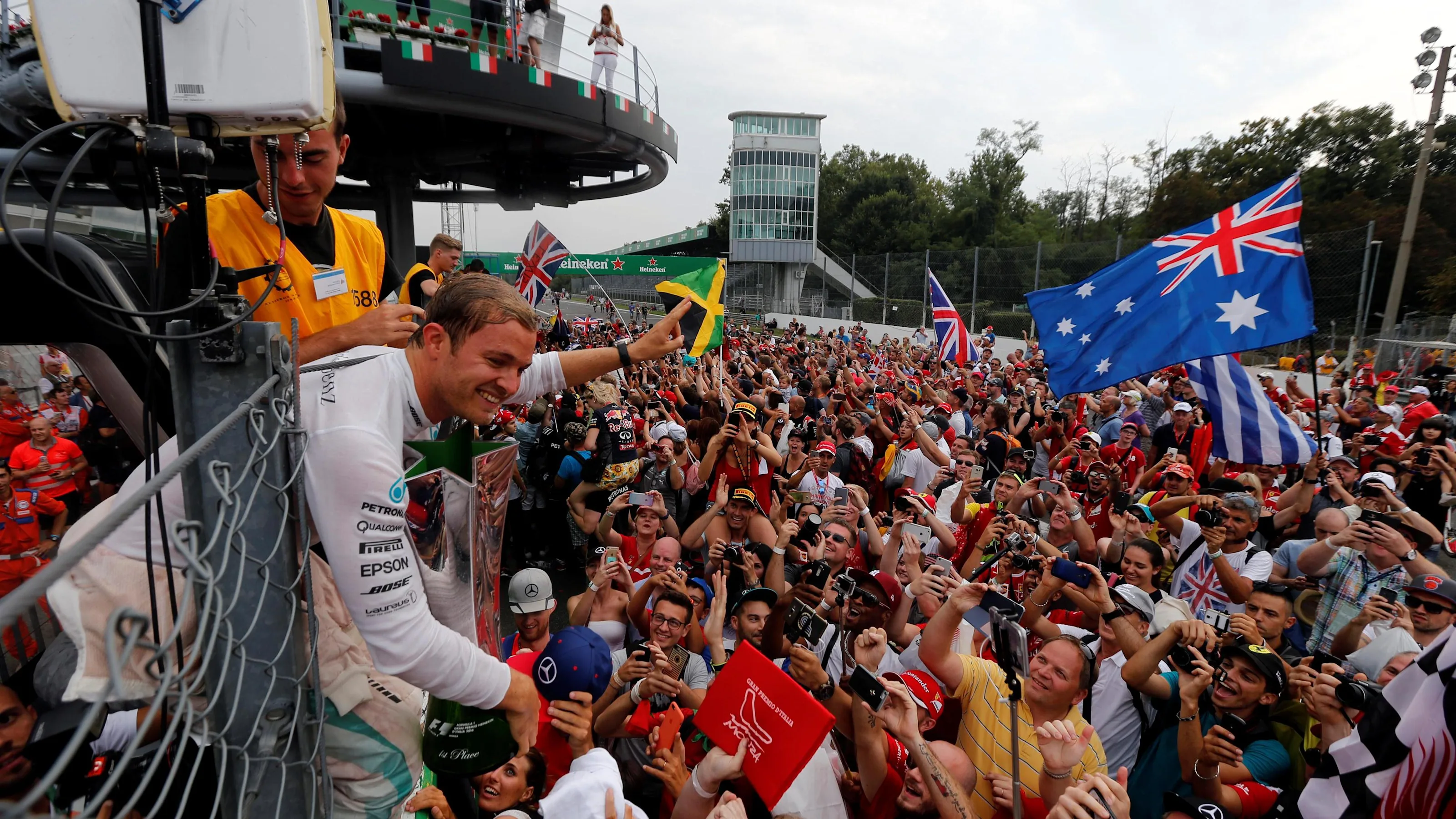 Race winner Nico Rosberg (GER) Mercedes AMG F1 celebrates with the fans at Formula One World