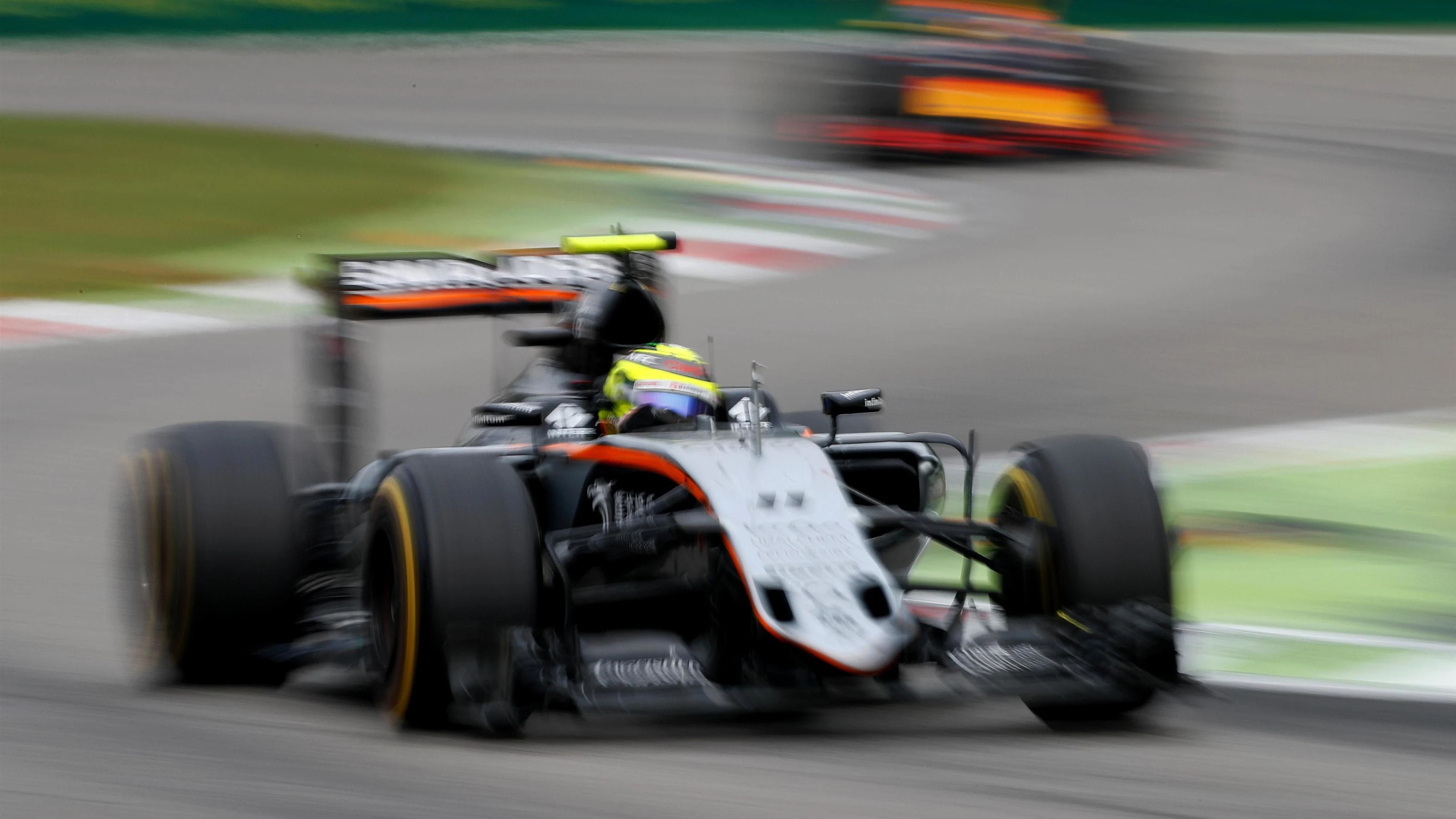 Sergio Perez (MEX) Force India VJM09 at Formula One World Championship, Rd14, Italian Grand Prix,
