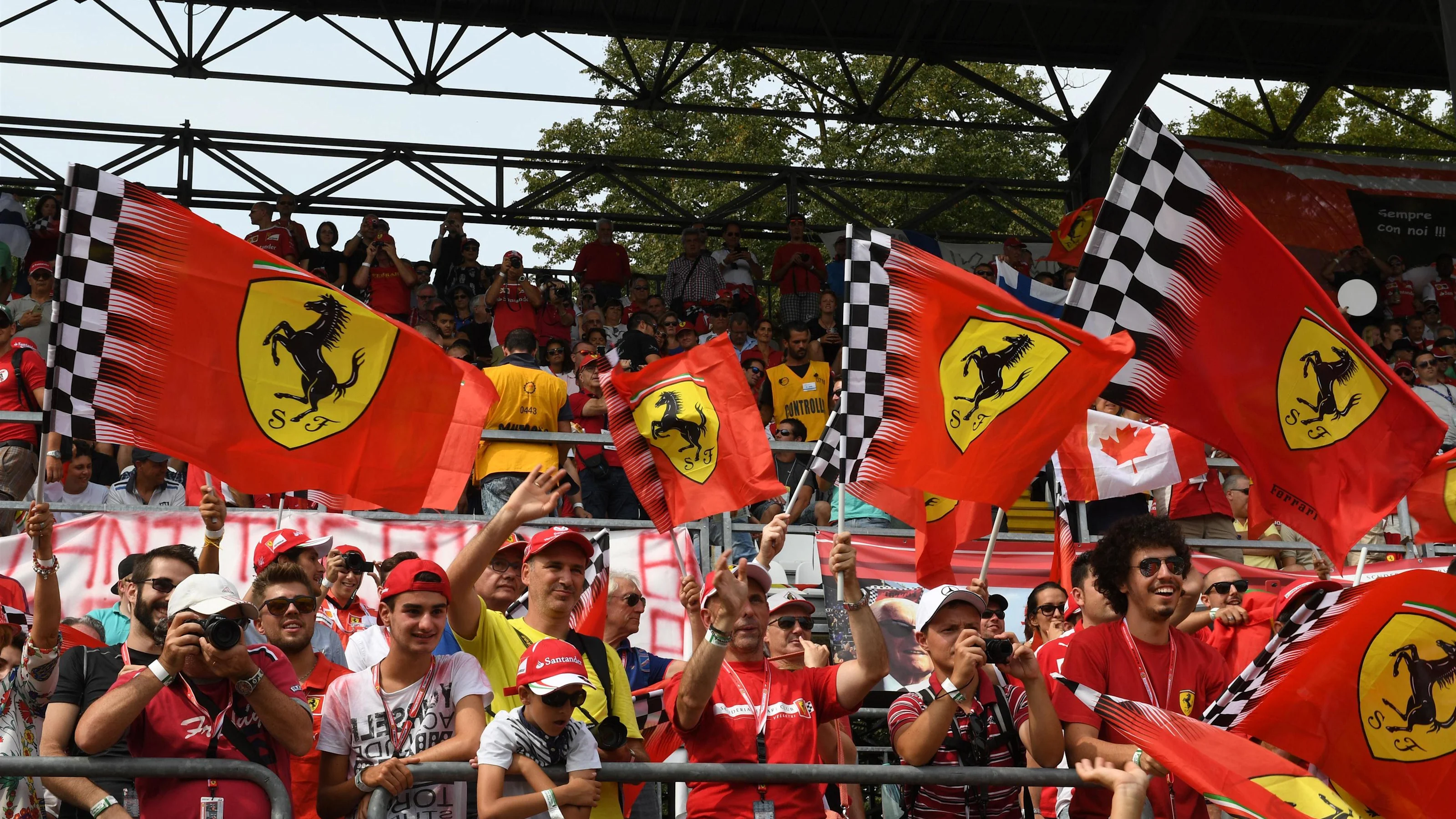 at Formula One World Championship, Rd14, Italian Grand Prix, Race, Monza, Italy, Sunday 4 September