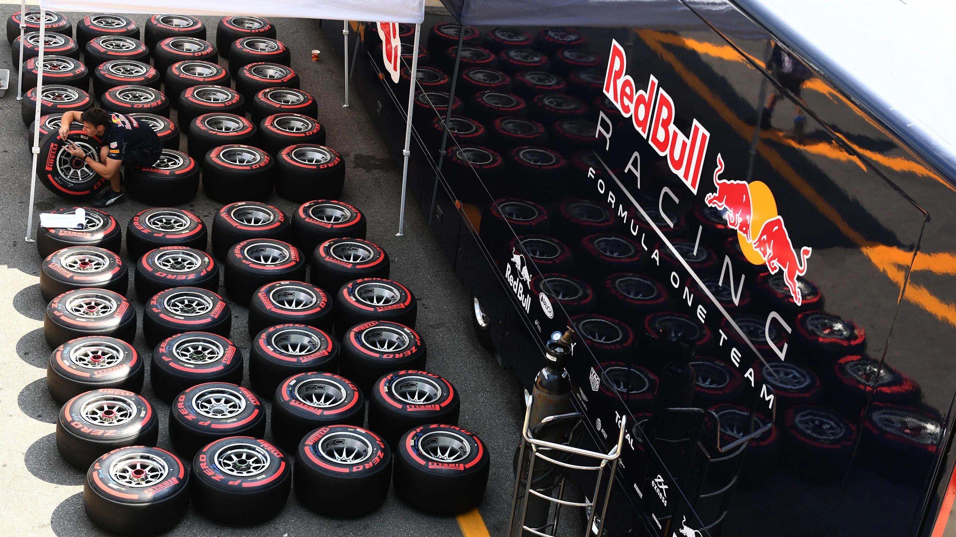 Red Bull Racing Pirelli tyres at Formula One World Championship, Rd14, Italian Grand Prix,
