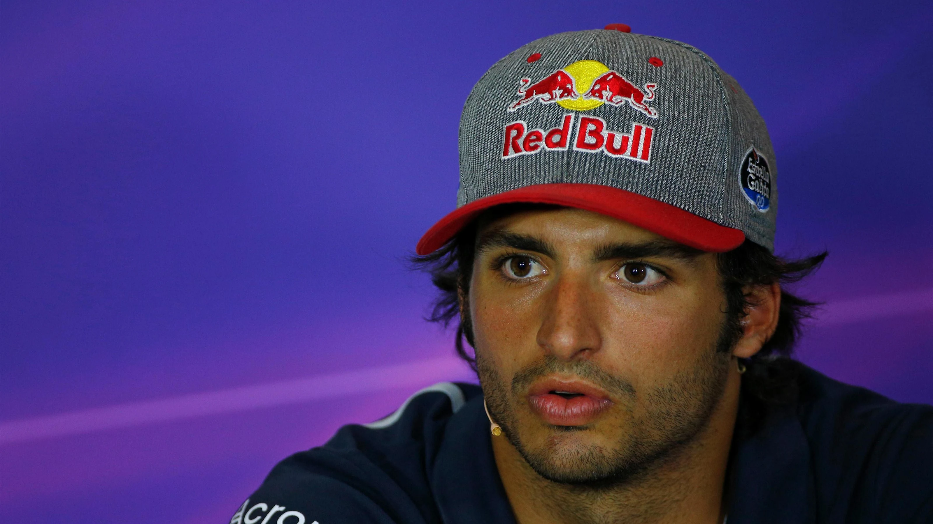 Carlos Sainz jr (ESP) Scuderia Toro Rosso in the Press Conference at Formula One World