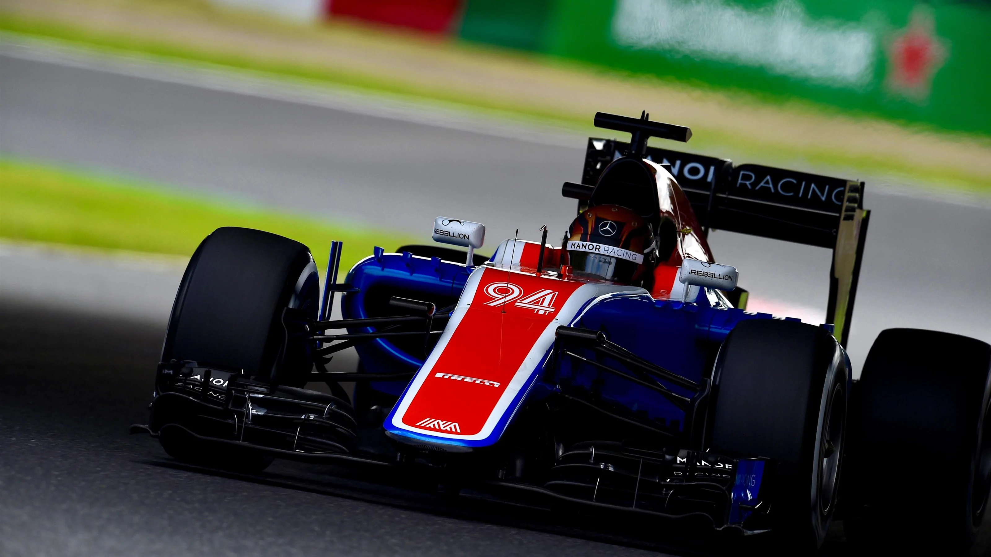 Pascal Wehrlein (GER) Manor Racing MRT05 at Formula One World Championship, Rd17, Japanese Grand