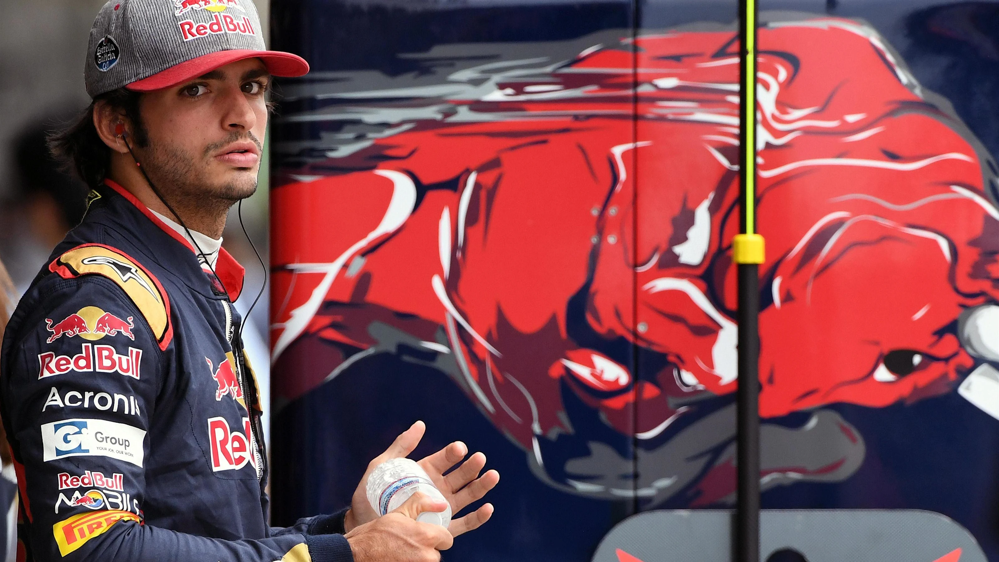 Carlos Sainz jr (ESP) Scuderia Toro Rosso at Formula One World Championship, Rd17, Japanese Grand