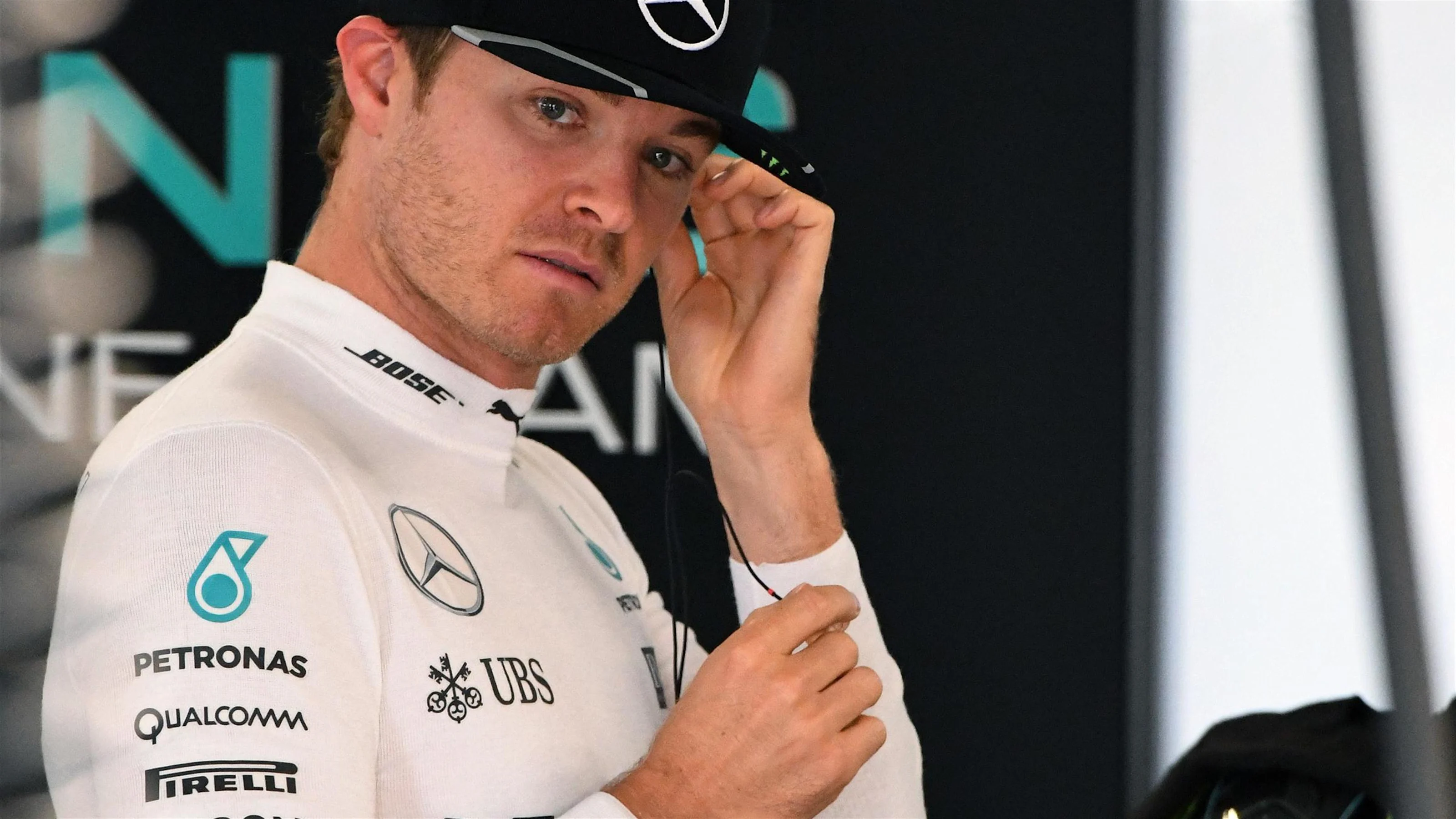 Nico Rosberg (GER) Mercedes AMG F1 at Formula One World Championship, Rd17, Japanese Grand Prix,
