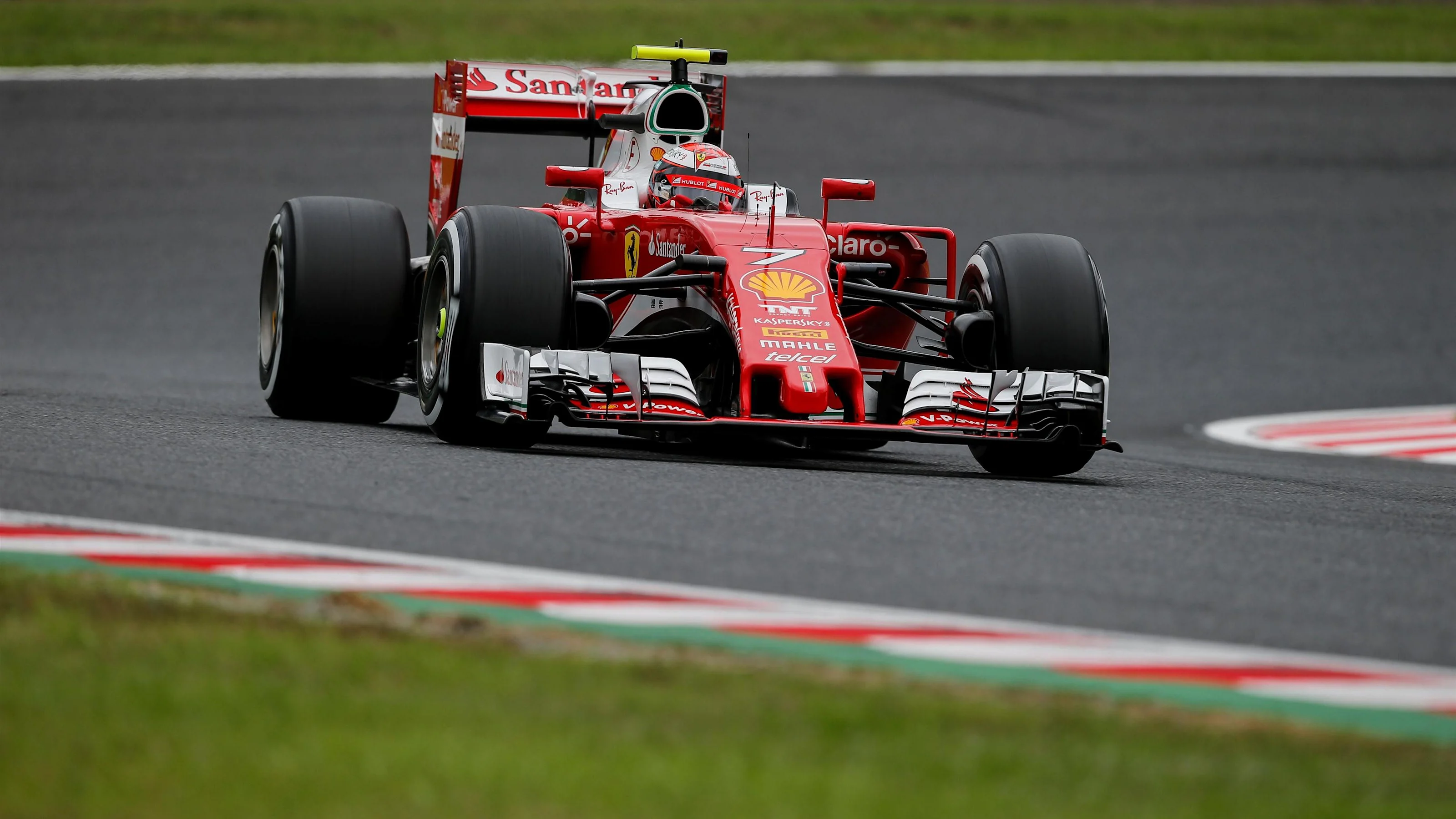 Kimi Raikkonen (FIN) Ferrari SF16-H at Formula One World Championship, Rd17, Japanese Grand Prix,