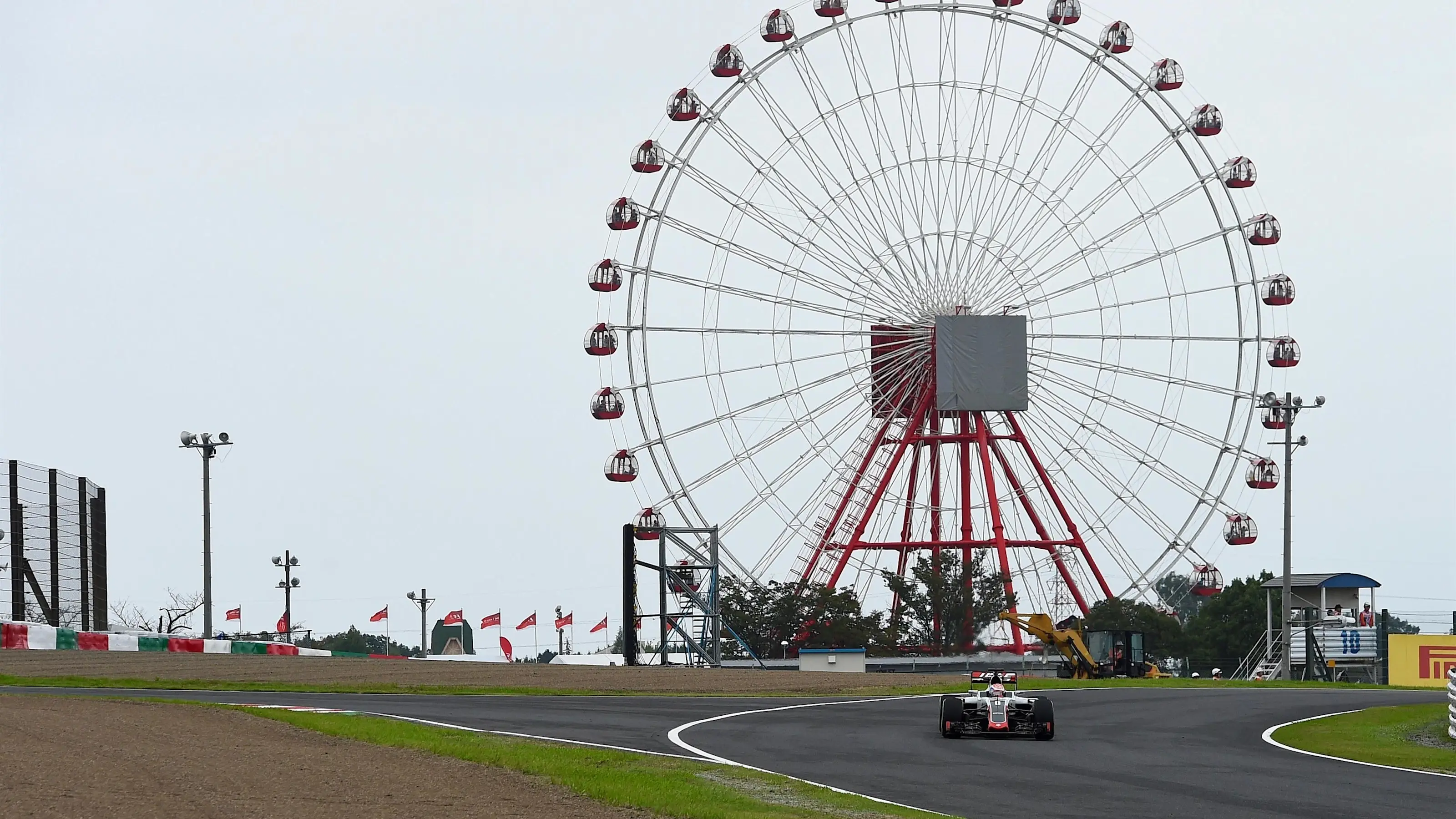 Romain Grosjean (FRA) Haas VF-16 at Formula One World Championship, Rd17, Japanese Grand Prix,