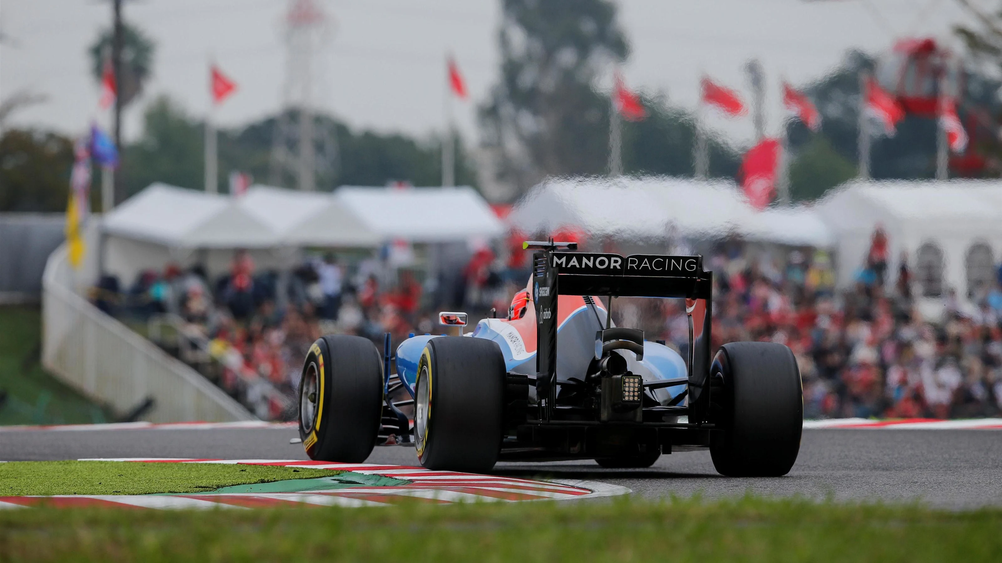 Esteban Ocon (FRA) Manor Racing MRT05 at Formula One World Championship, Rd17, Japanese Grand Prix,