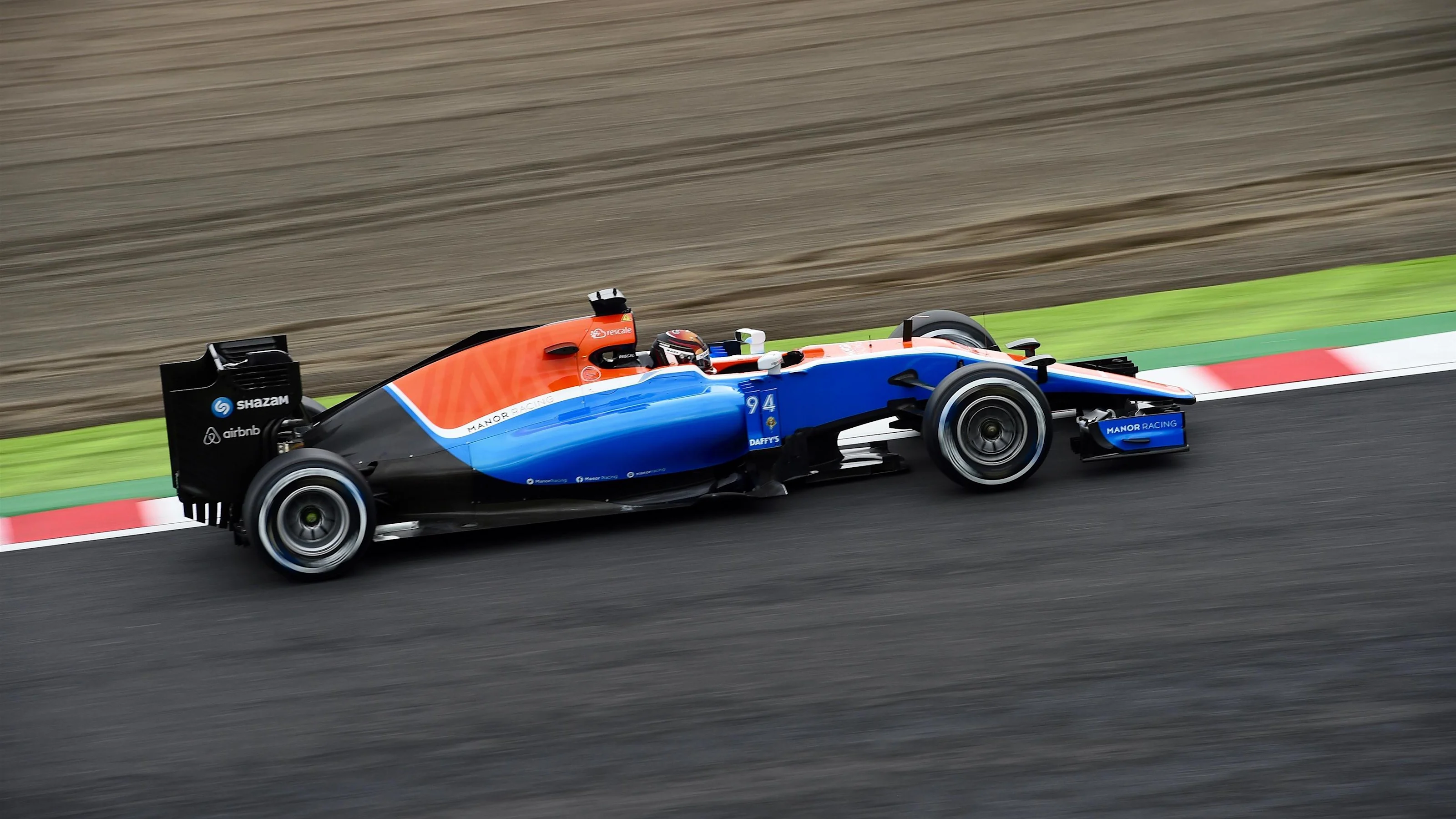 Pascal Wehrlein (GER) Manor Racing MRT05 at Formula One World Championship, Rd17, Japanese Grand