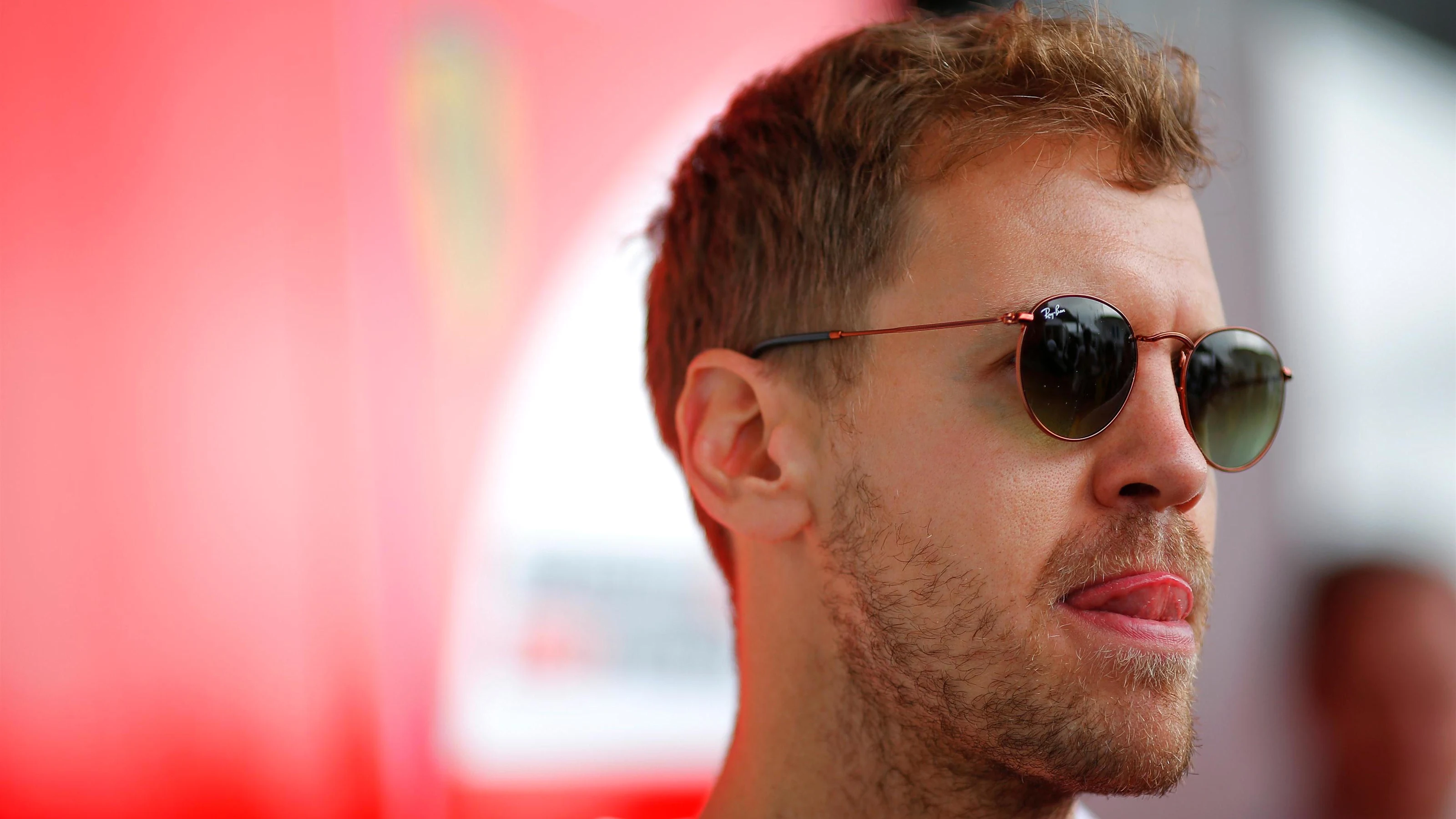 Sebastian Vettel (GER) Ferrari at Formula One World Championship, Rd17, Japanese Grand Prix,