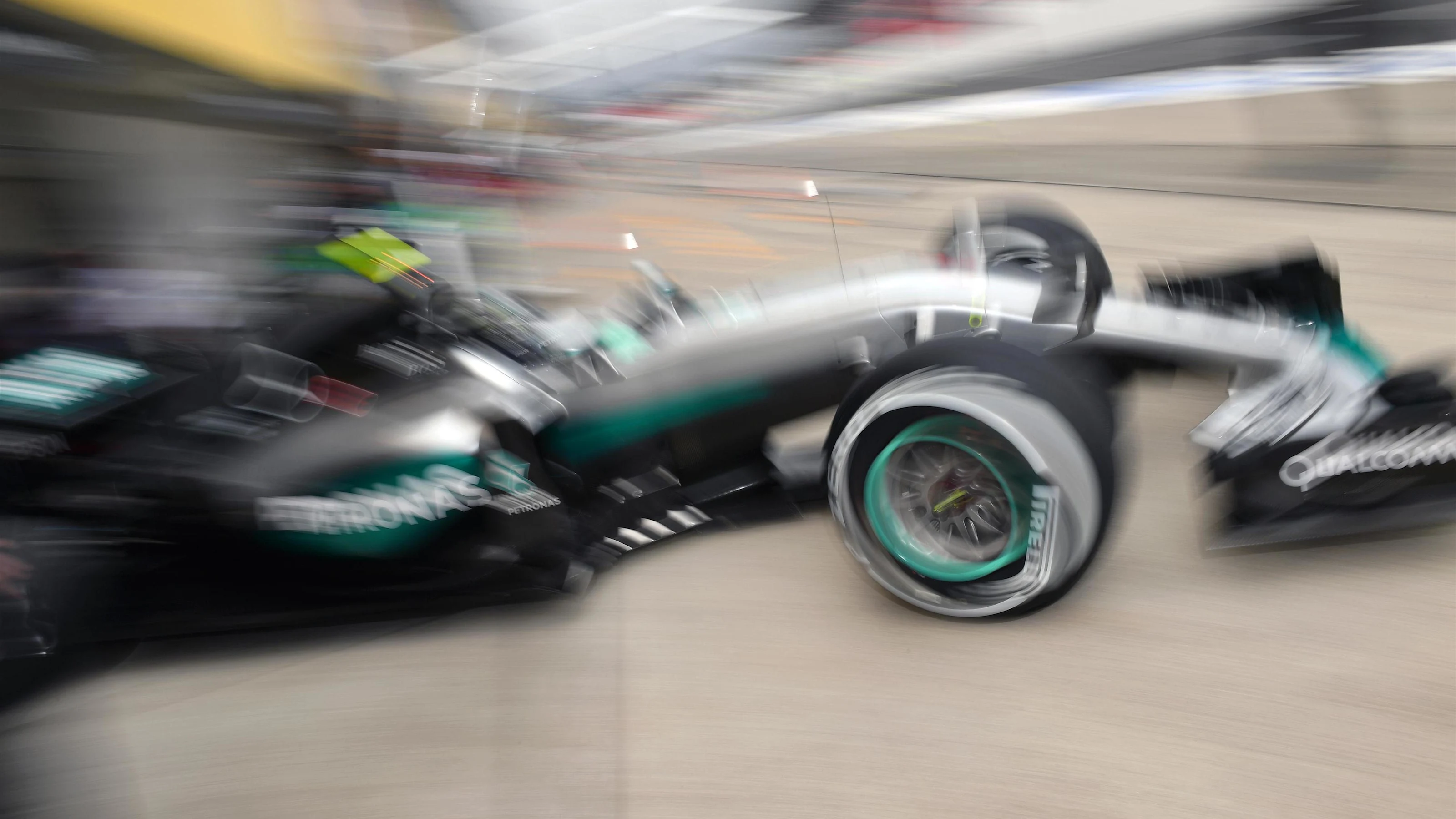 Nico Rosberg (GER) Mercedes-Benz F1 W07 Hybrid at Formula One World Championship, Rd17, Japanese