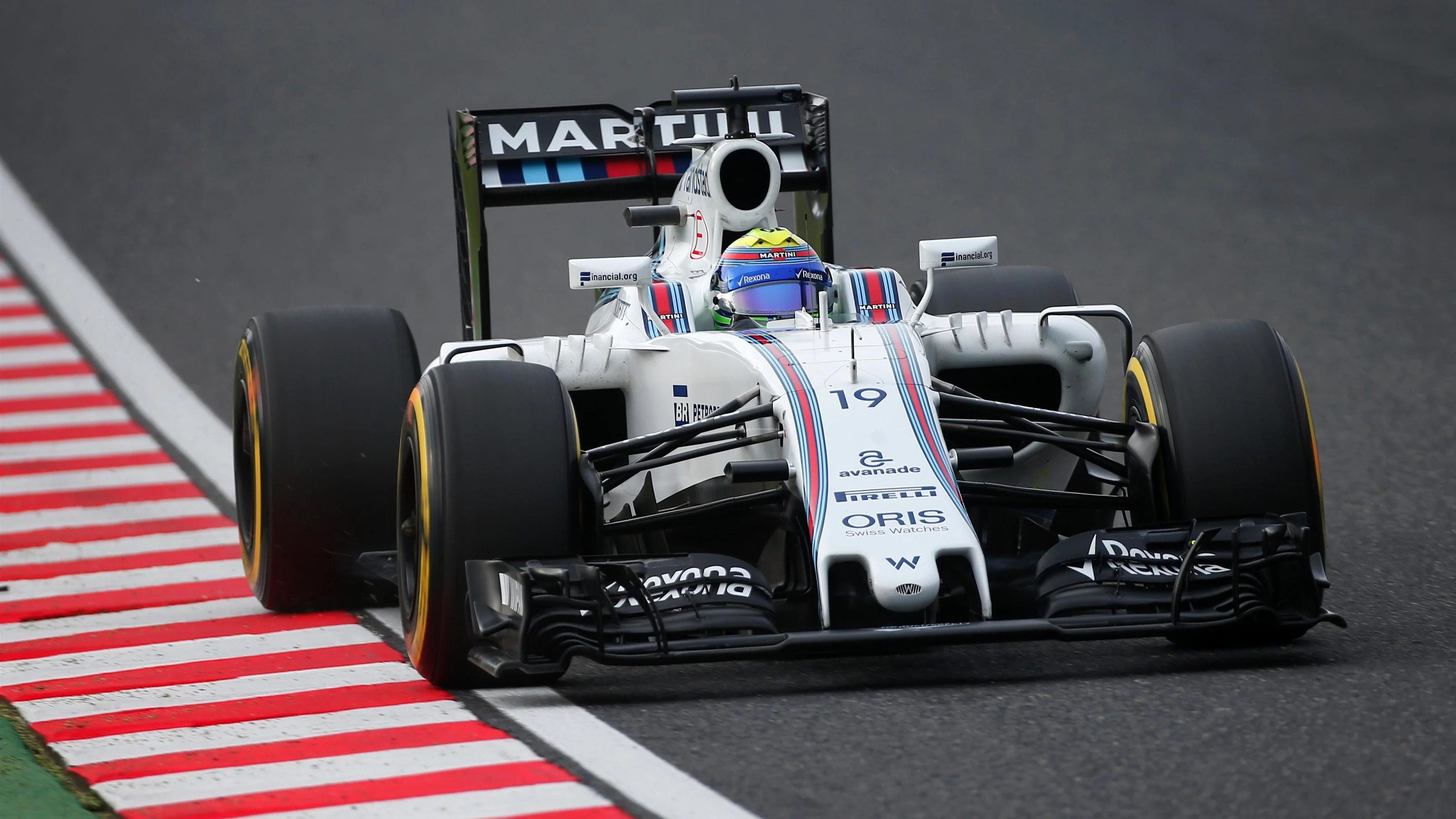 Felipe Massa (BRA) Williams FW38 at Formula One World Championship, Rd17, Japanese Grand Prix,