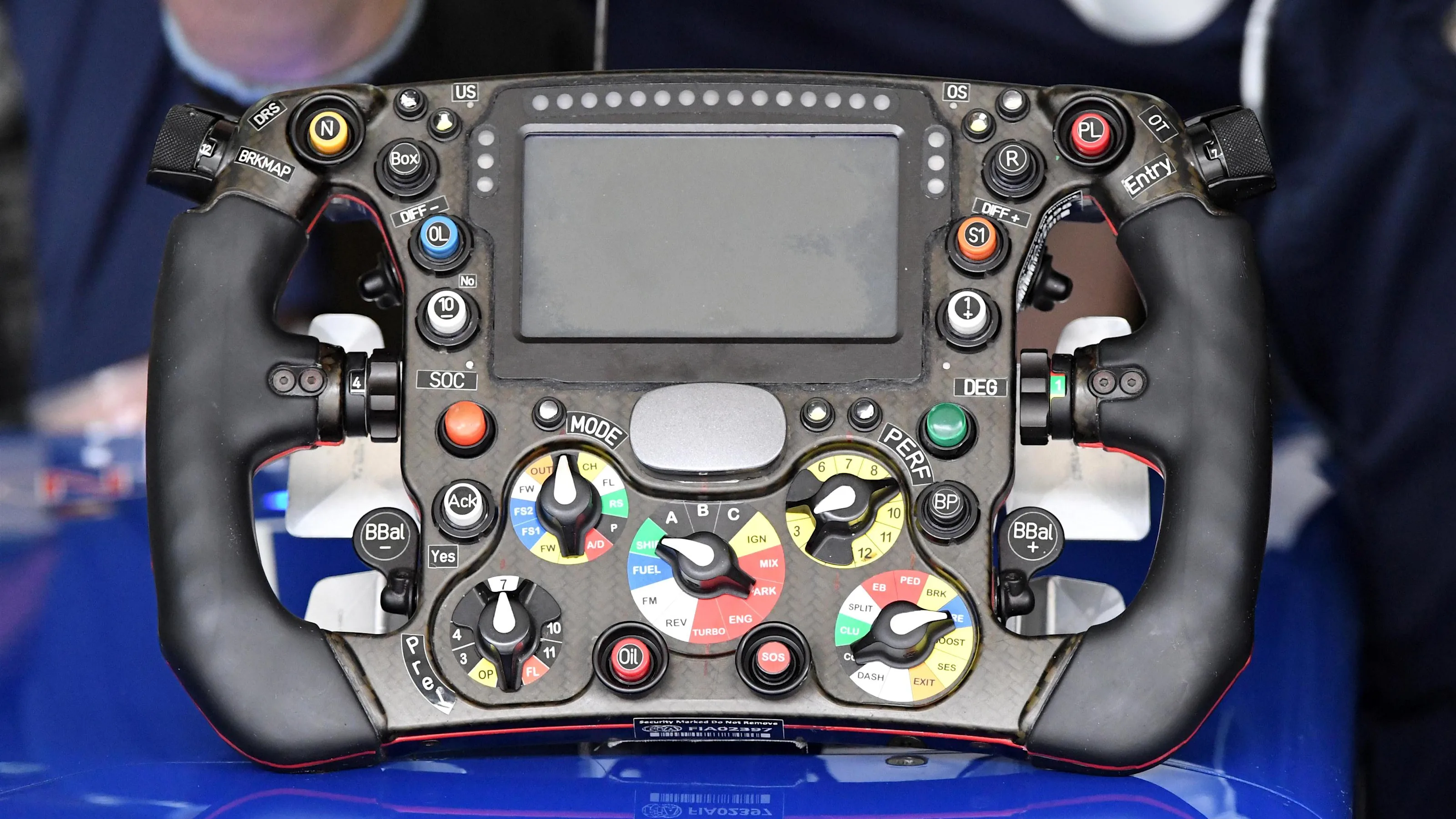 Sauber C35 steering wheel at Formula One World Championship, Rd17, Japanese Grand Prix, Qualifying,