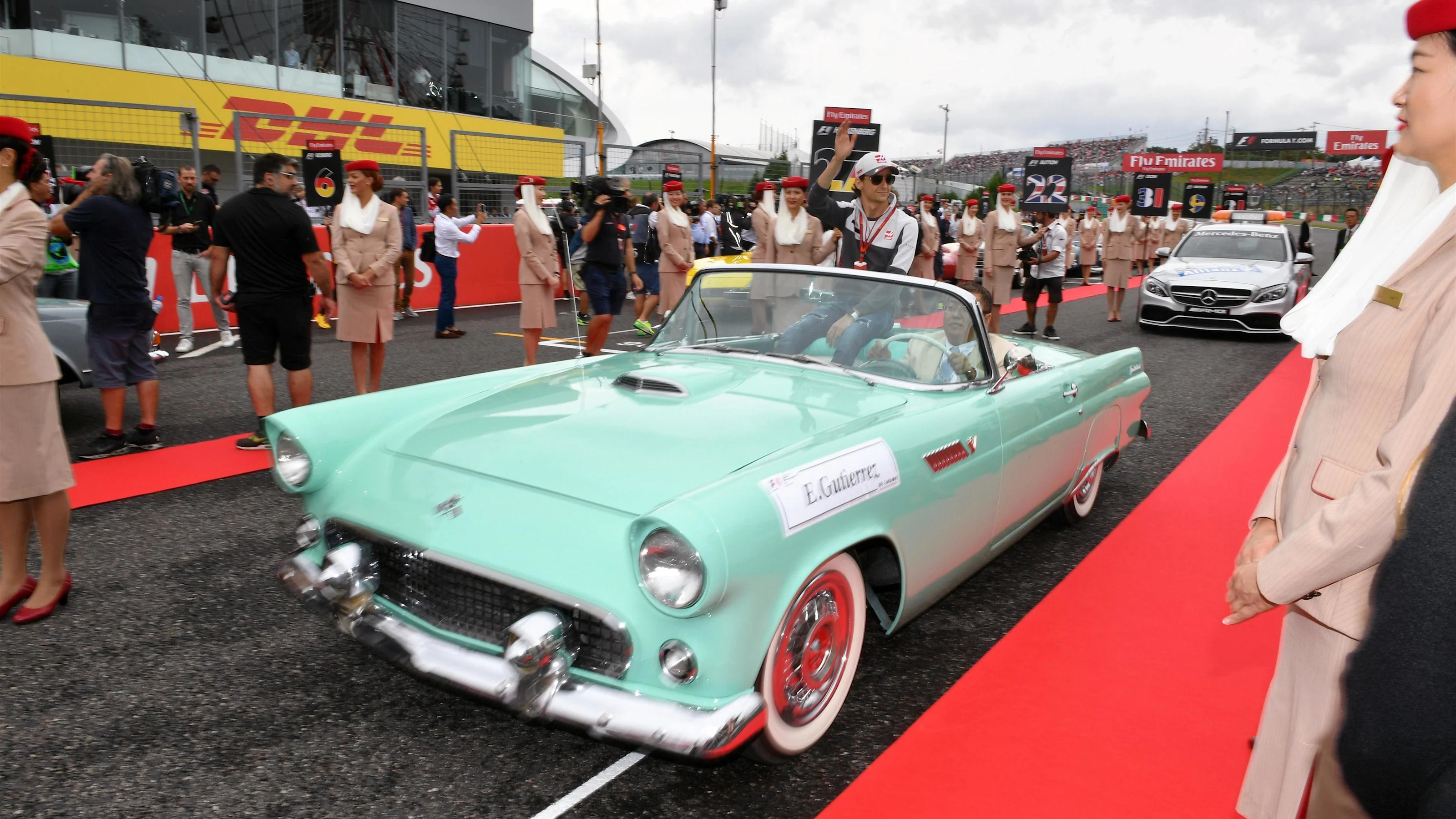 Esteban Gutierrez (MEX) Haas F1 on the drivers parade at Formula One World Championship, Rd17,