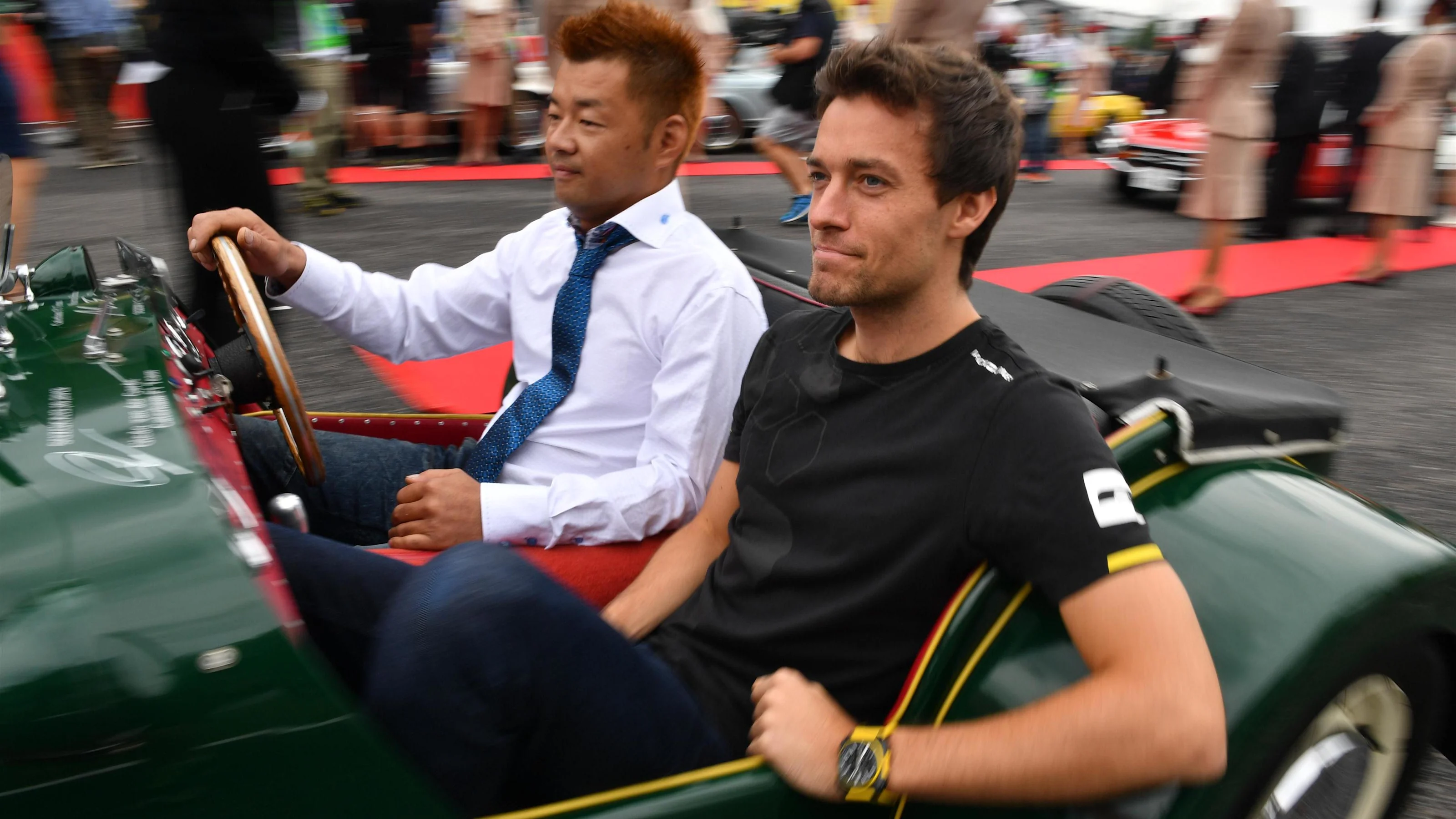Jolyon Palmer (GBR) Renault Sport F1 Team on the drivers parade at Formula One World Championship,