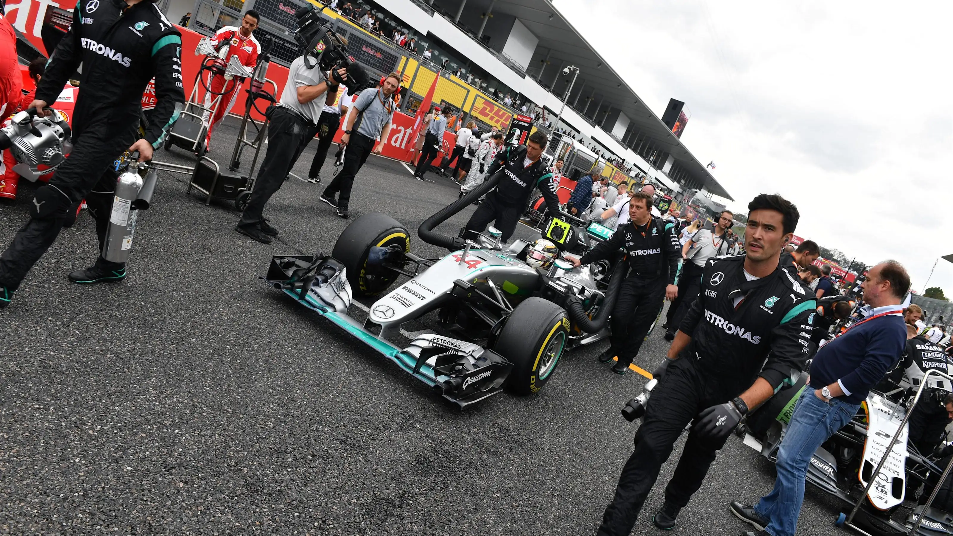 Lewis Hamilton (GBR) Mercedes-Benz F1 W07 Hybrid on the grid at Formula One World Championship,