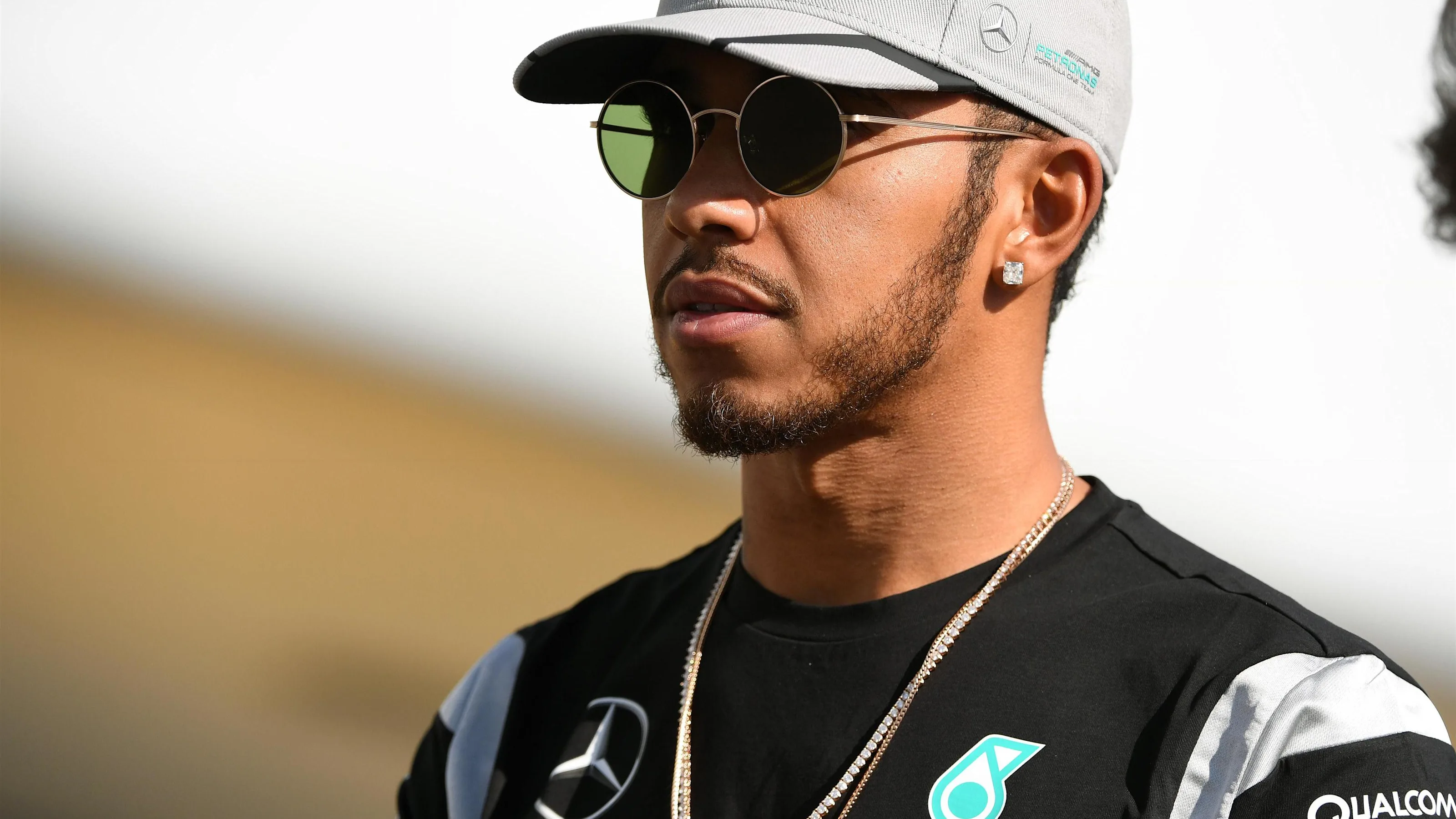 Lewis Hamilton (GBR) Mercedes AMG F1 at Formula One World Championship, Rd17, Japanese Grand Prix,