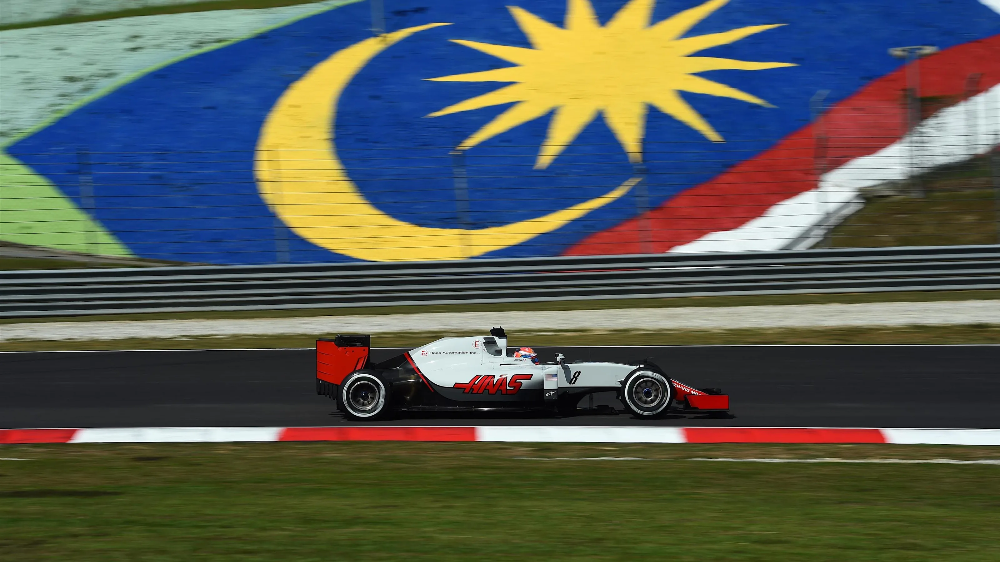 Romain Grosjean (FRA) Haas VF-16 at Formula One World Championship, Rd16, Malaysian Grand Prix,