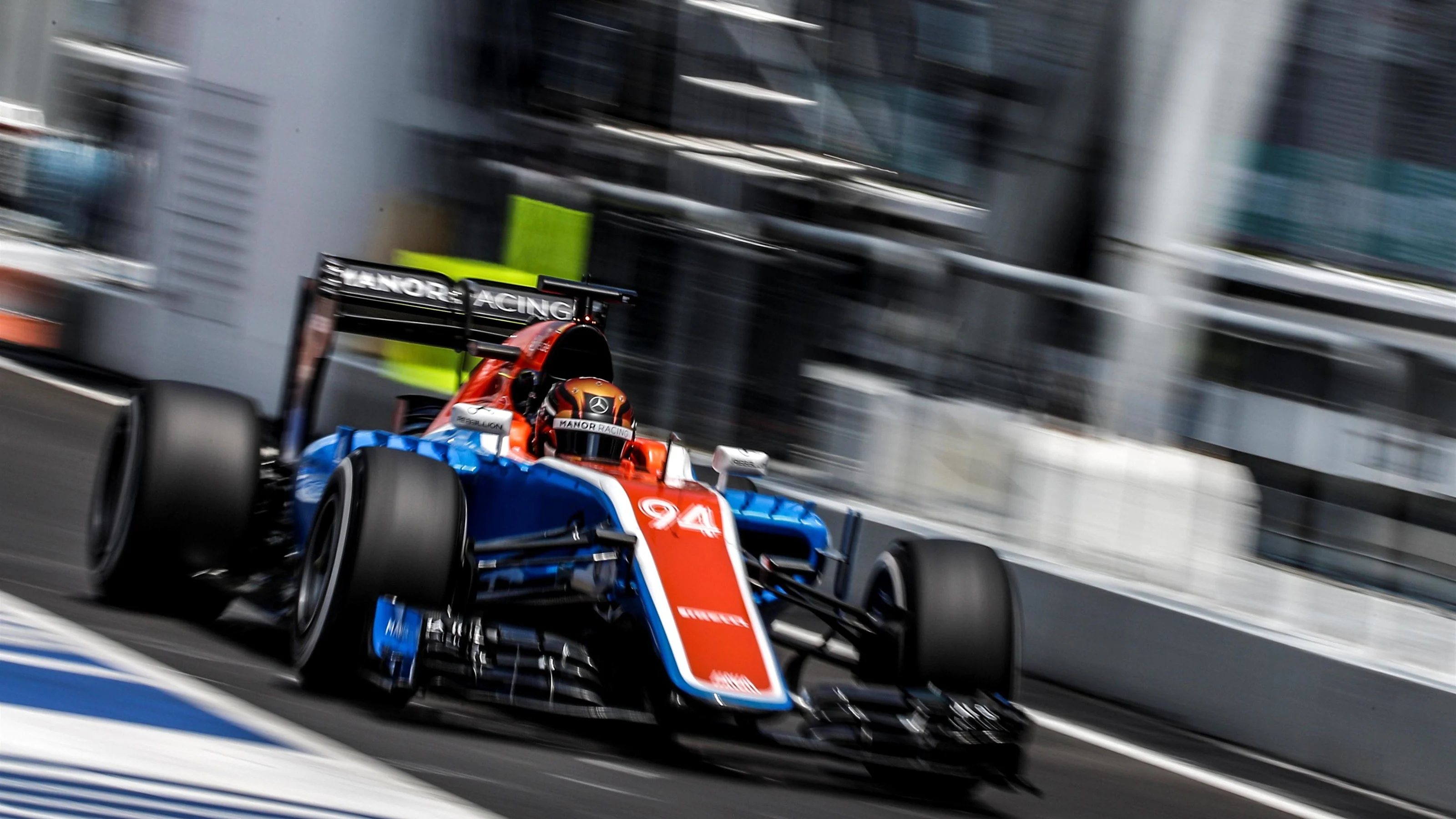 Pascal Wehrlein (GER) Manor Racing MRT05 at Formula One World Championship, Rd16, Malaysian Grand