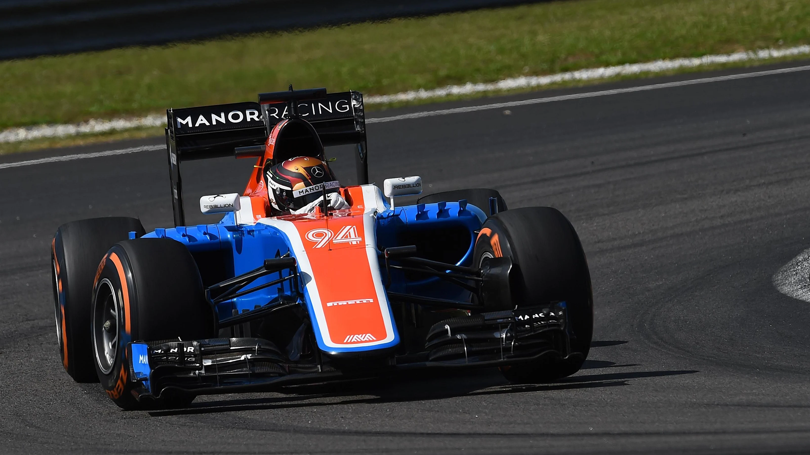 Pascal Wehrlein (GER) Manor Racing MRT05 at Formula One World Championship, Rd16, Malaysian Grand