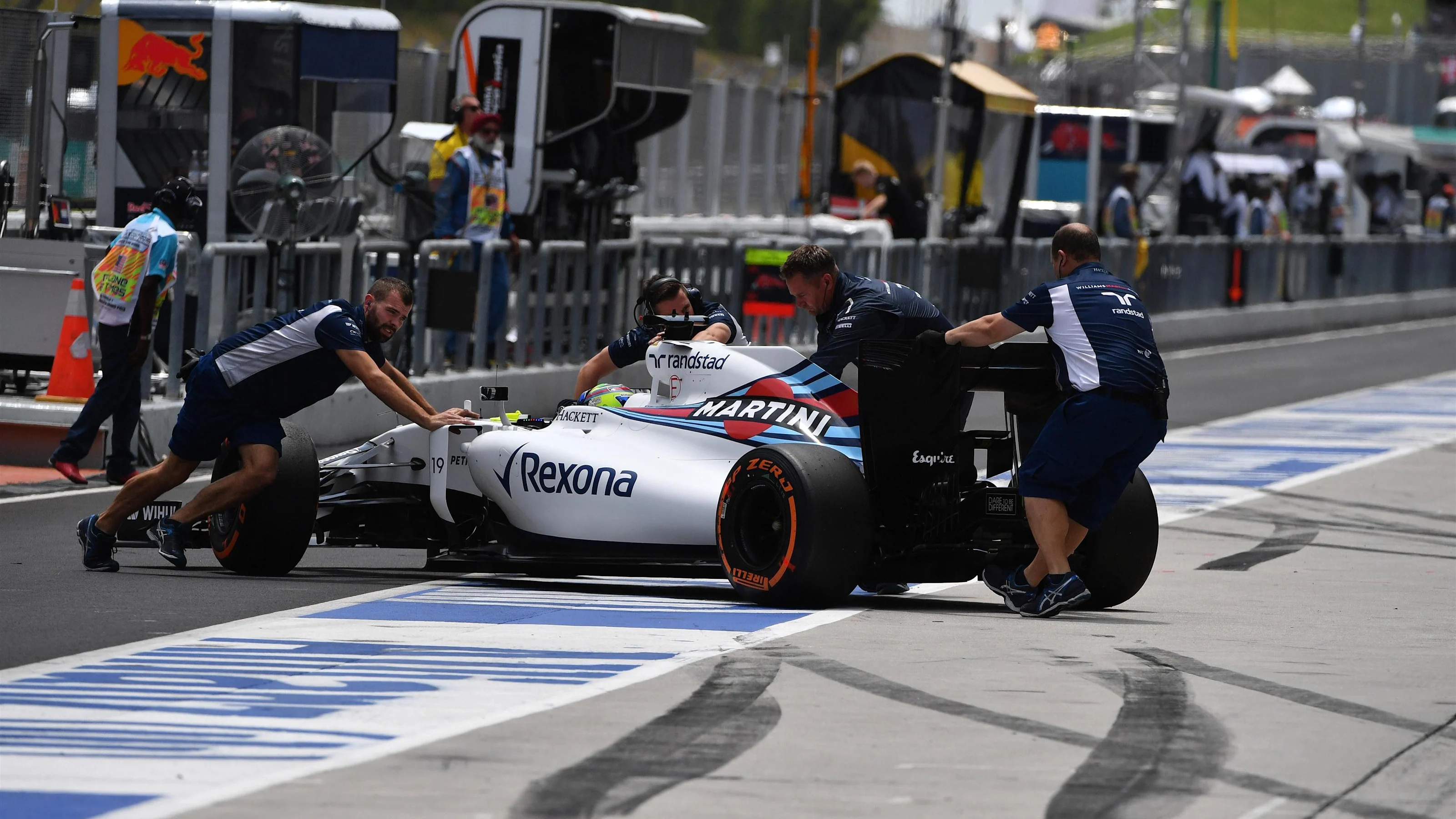 Felipe Massa (BRA) Williams FW38 at Formula One World Championship, Rd16, Malaysian Grand Prix,
