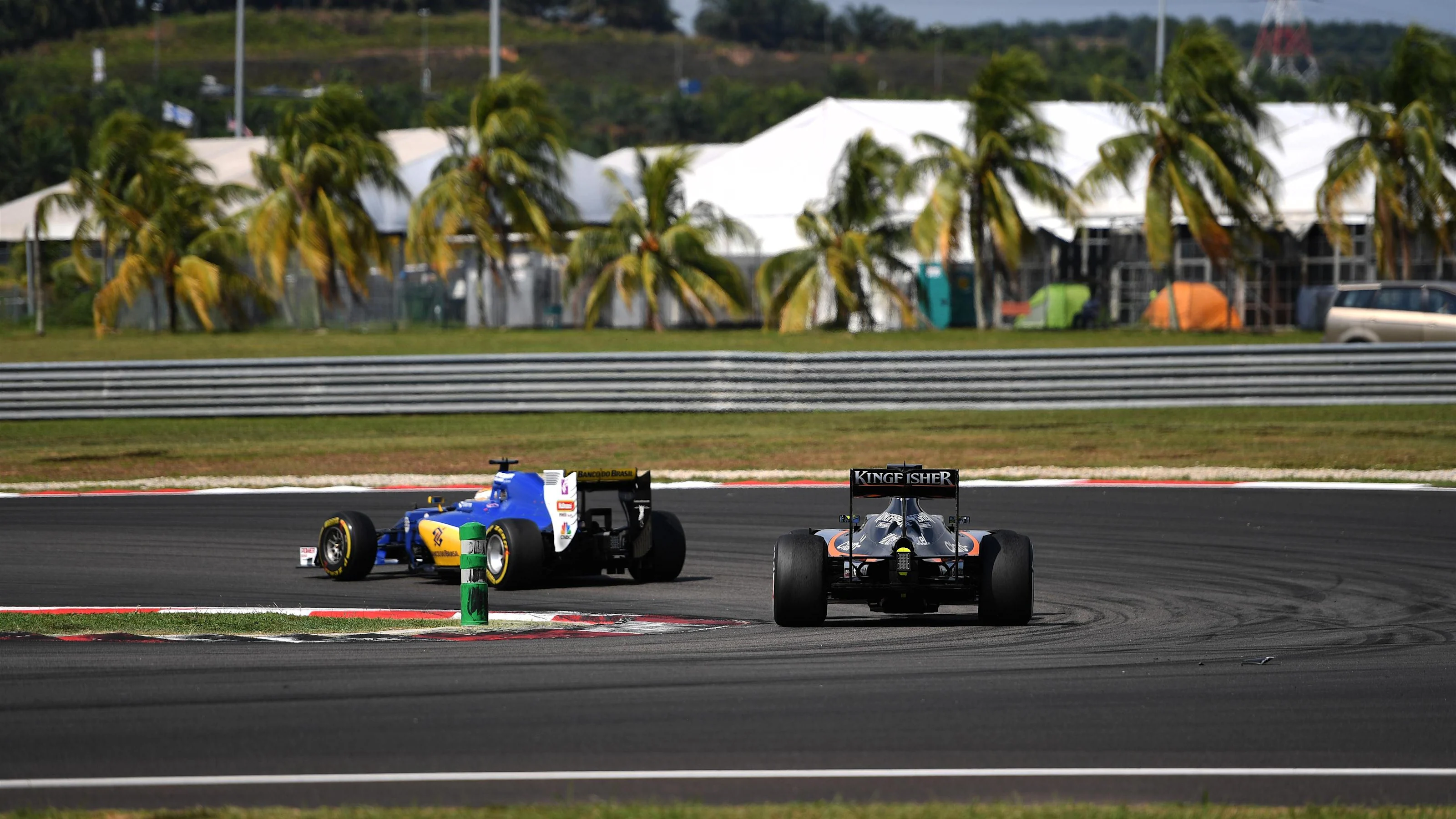 Sergio Perez (MEX) Force India VJM09 at Formula One World Championship, Rd16, Malaysian Grand Prix,