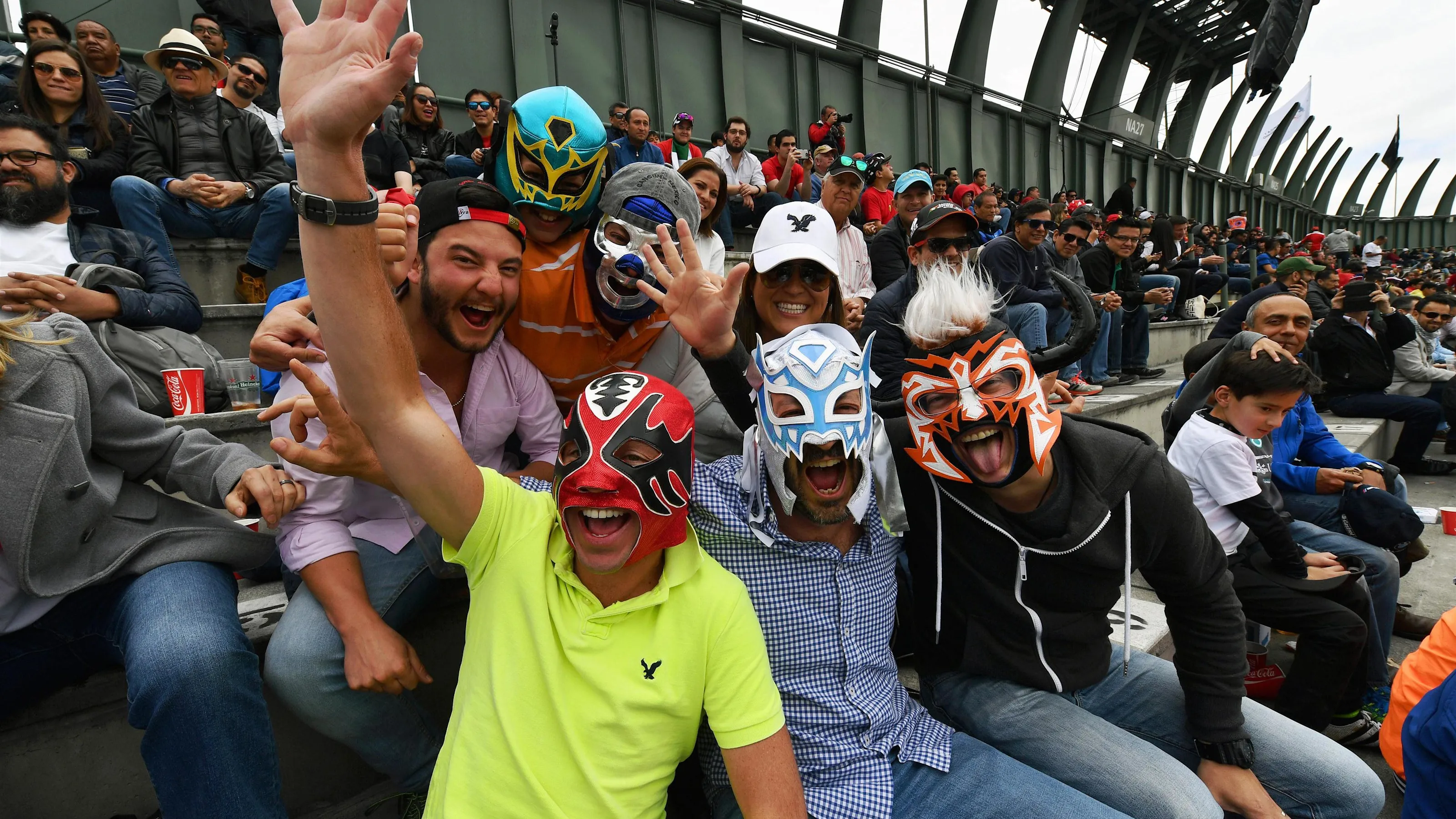 Fans at Formula One World Championship, Rd19, Mexican Grand Prix, Practice, Circuit Hermanos