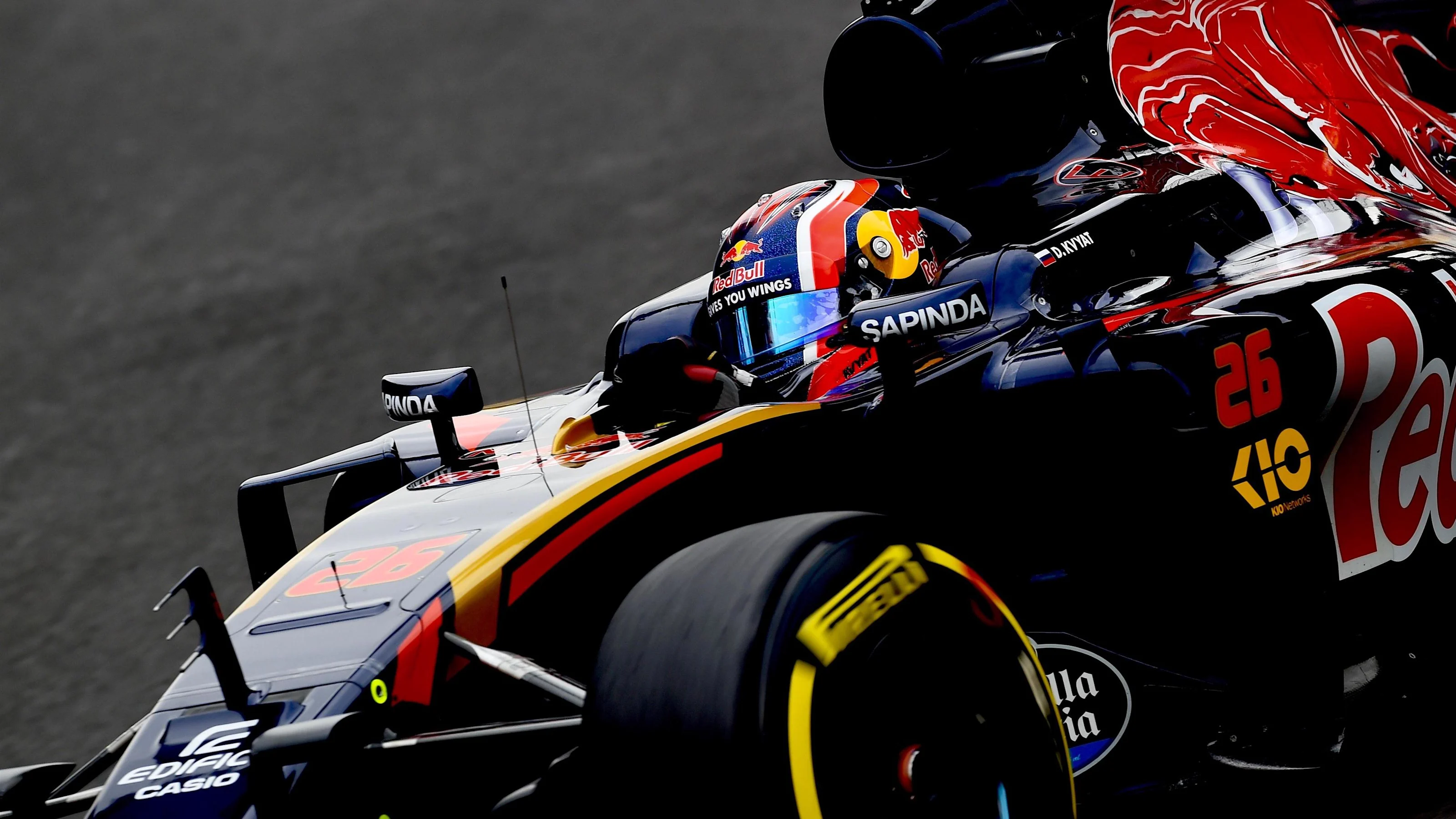 Daniil Kvyat (RUS) Scuderia Toro Rosso STR11 at Formula One World Championship, Rd19, Mexican Grand