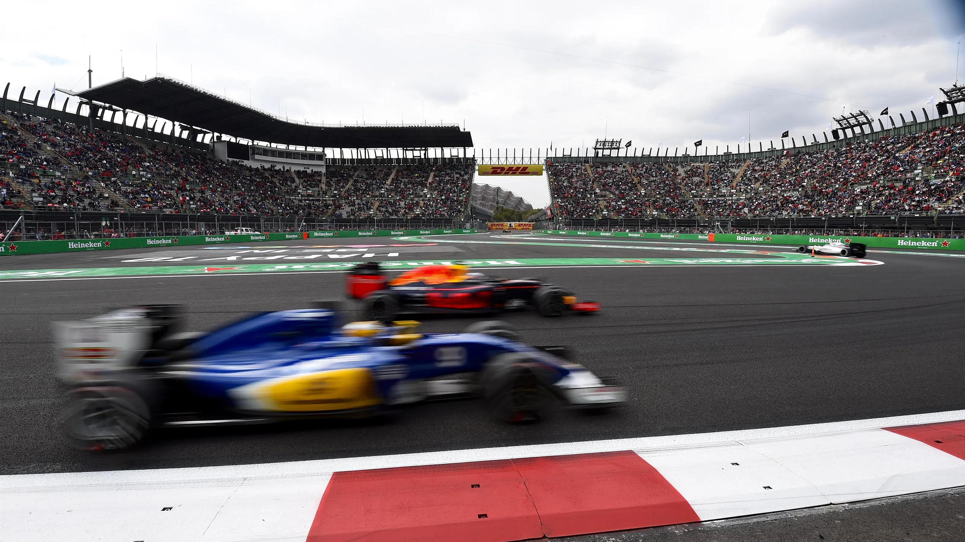 Marcus Ericsson (SWE) Sauber C35 at Formula One World Championship, Rd19, Mexican Grand Prix,