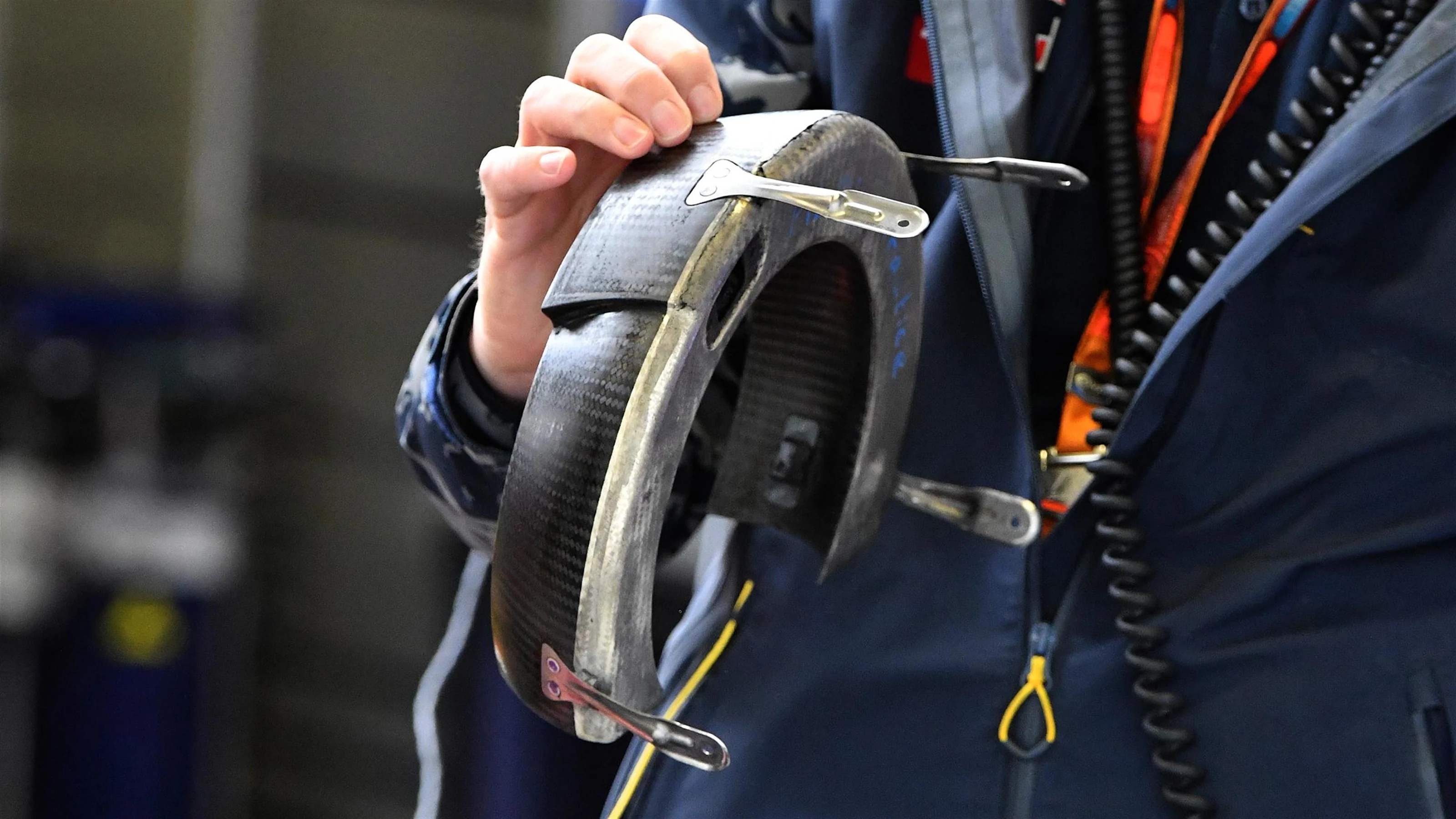 Paul Monaghan (GBR) Red Bull Racing Chief Engineer and Red Bull Racing RB12 brake detail at Formula