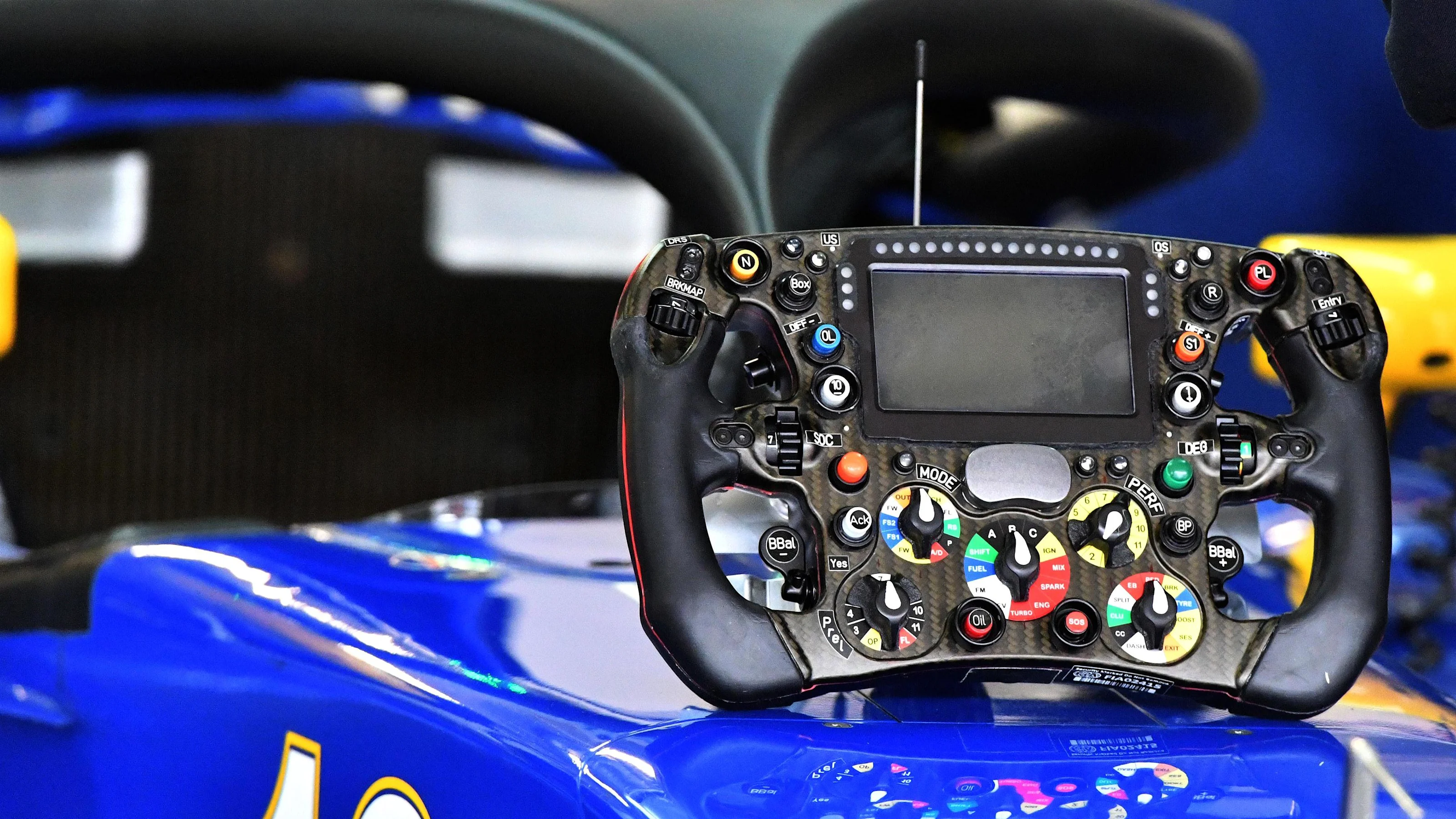 Sauber C35 steering wheel at Formula One World Championship, Rd19, Mexican Grand Prix, Practice,