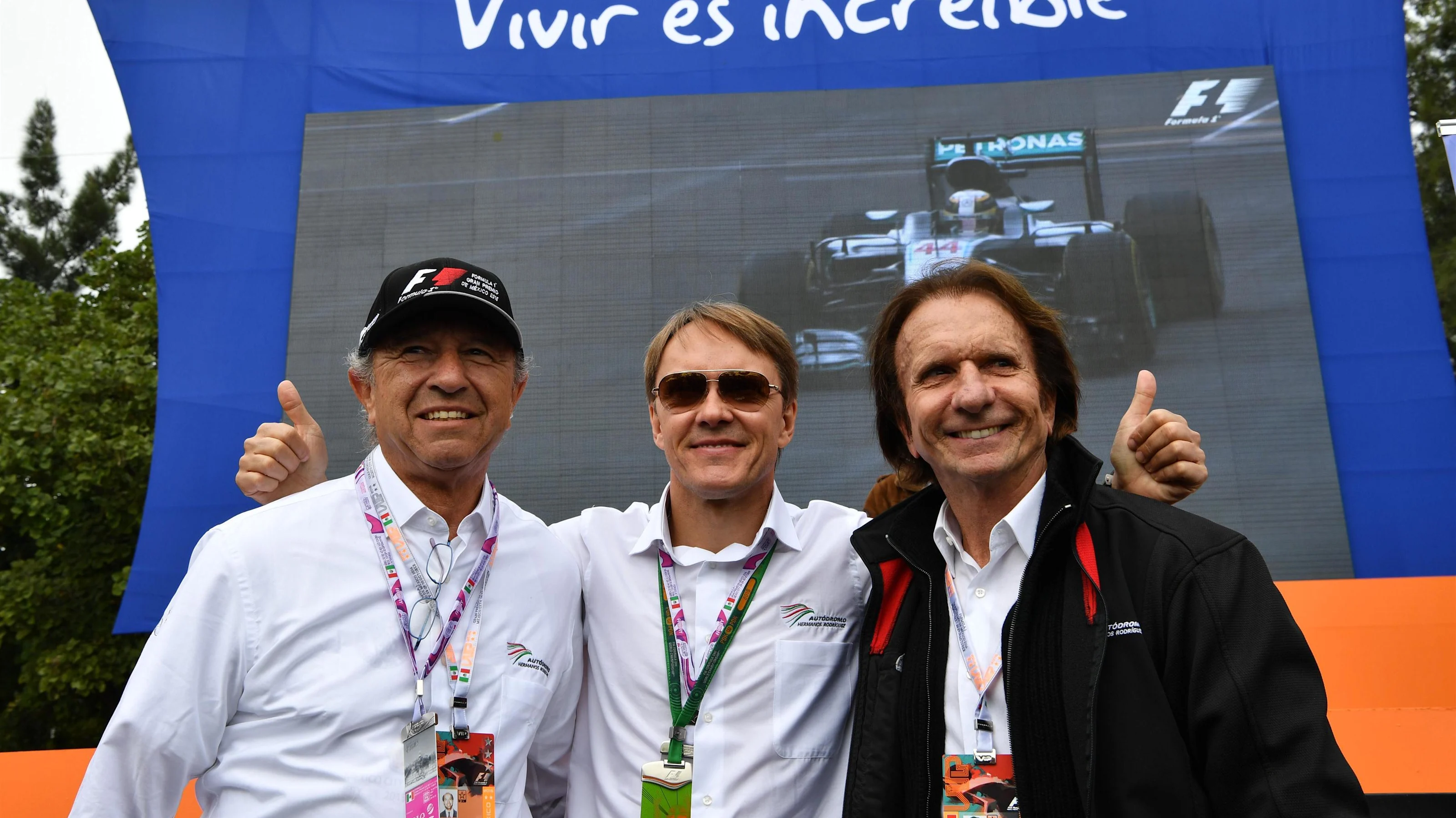 Jo Ramirez (MEX), Adrian Fernandez (MEX) and Emerson Fittipaldi (BRA) at Formula One World