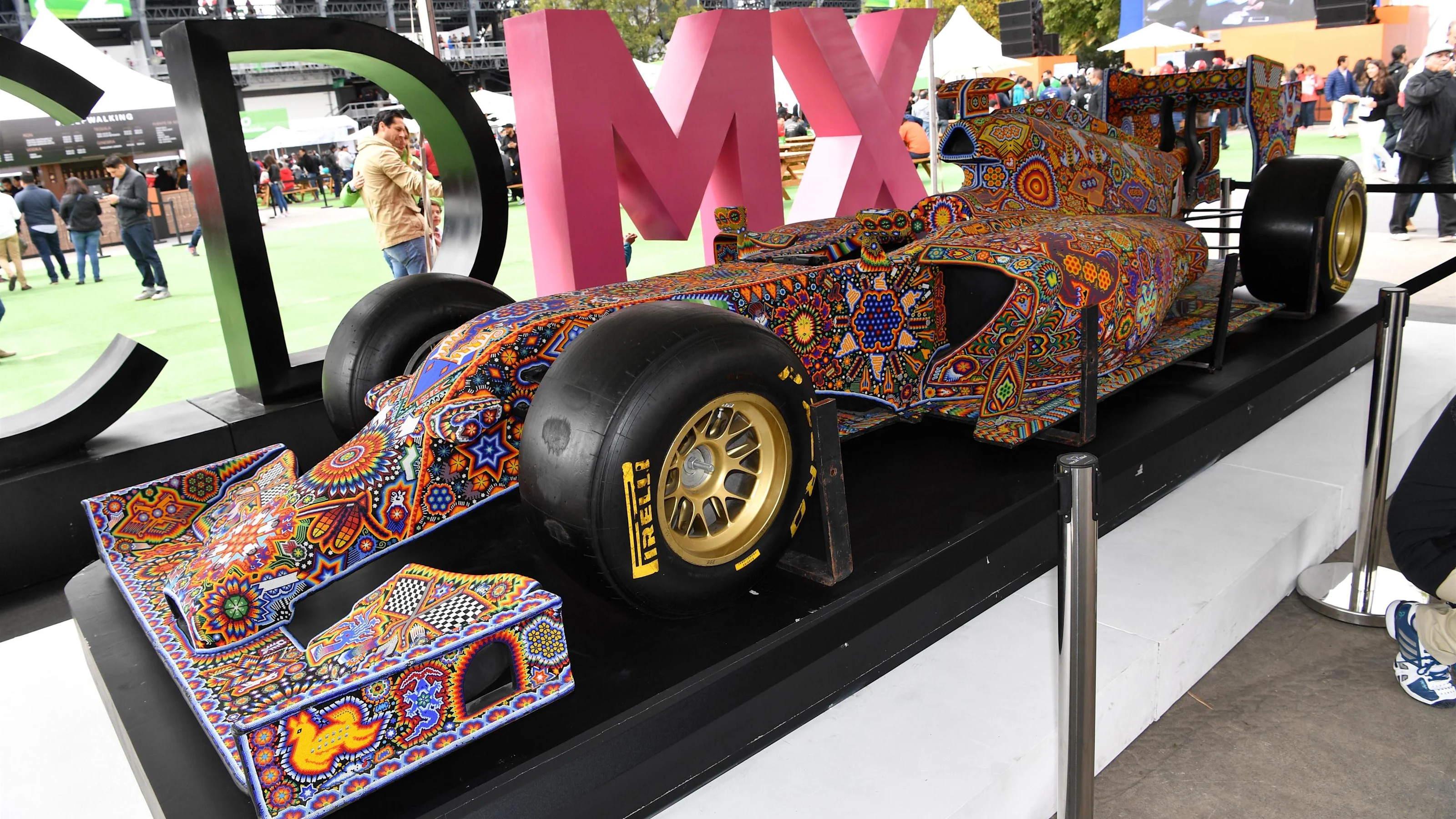 Mexican GP car at Formula One World Championship, Rd19, Mexican Grand Prix, Practice, Circuit