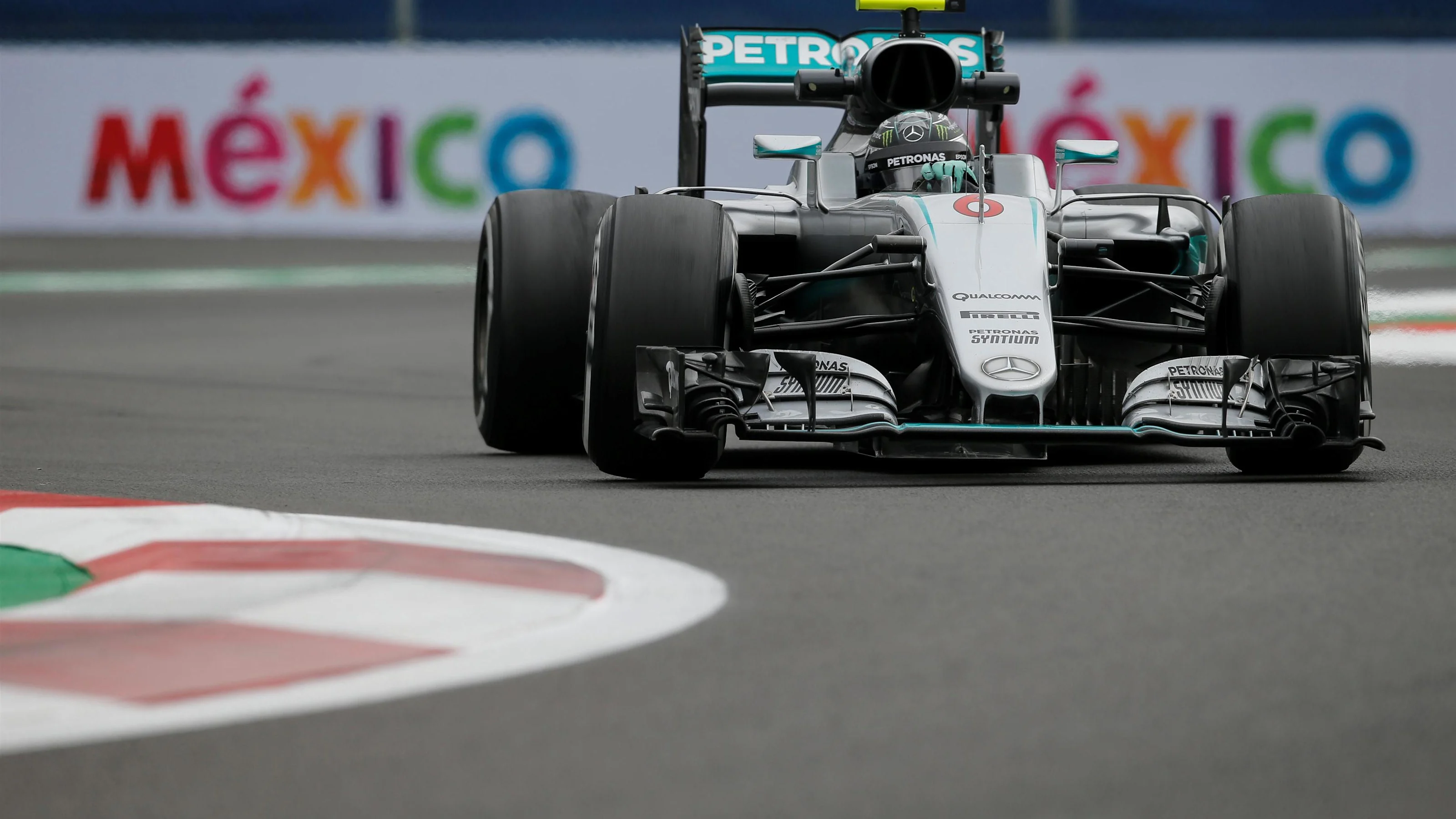 Nico Rosberg (GER) Mercedes-Benz F1 W07 Hybrid at Formula One World Championship, Rd19, Mexican