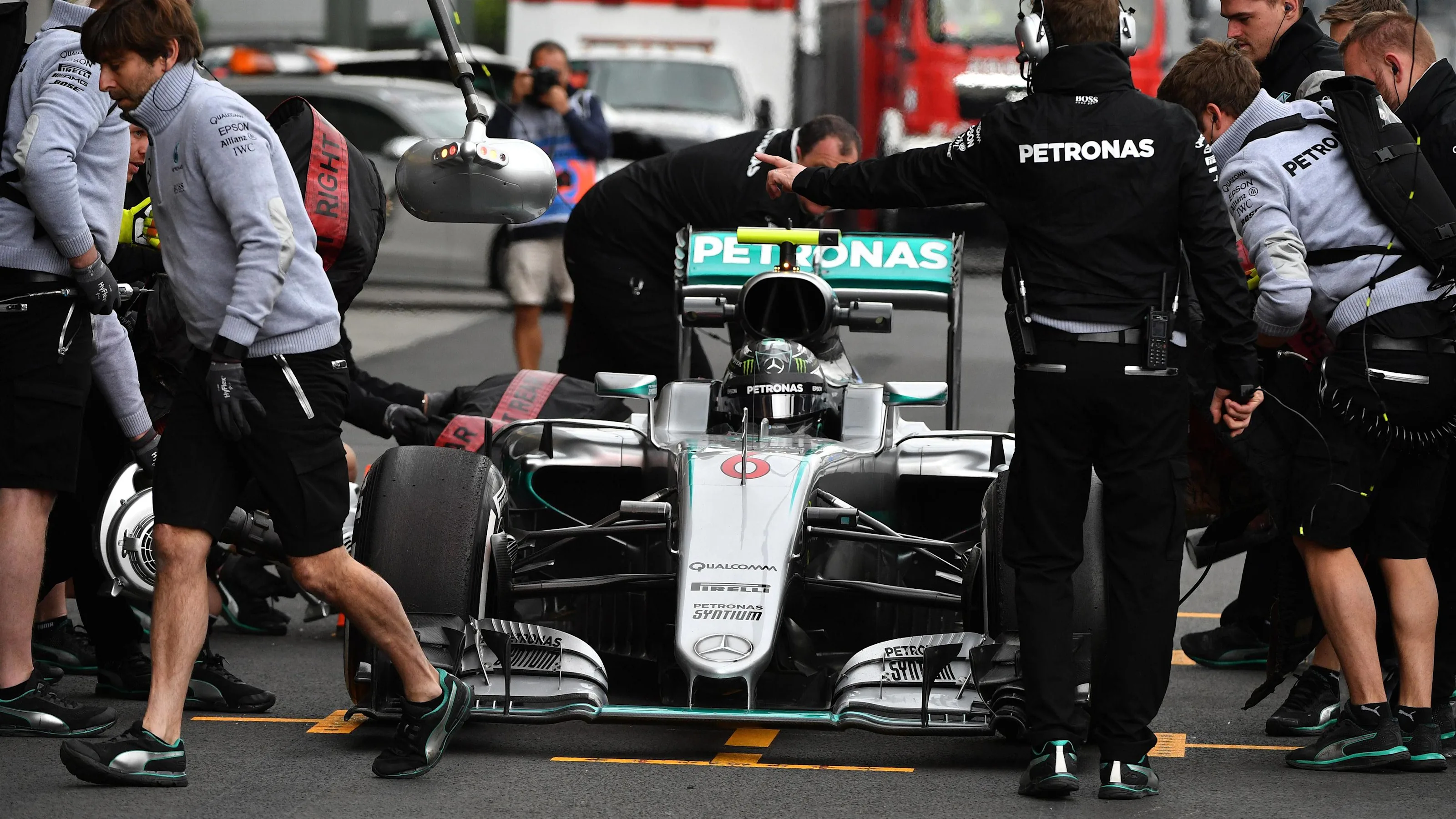 Nico Rosberg (GER) Mercedes-Benz F1 W07 Hybrid at Formula One World Championship, Rd19, Mexican